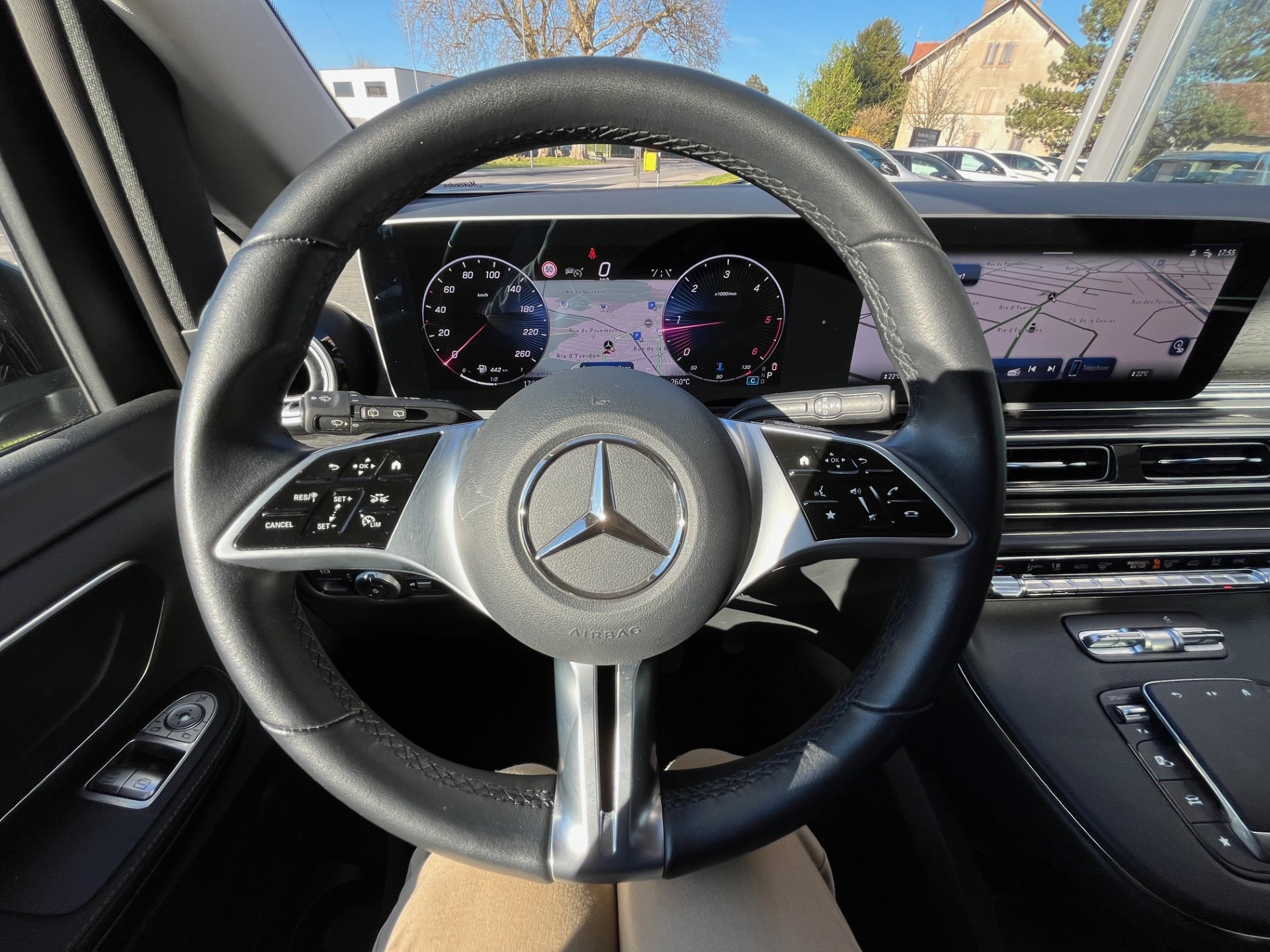 MERCEDES-BENZ V 250 d lang Avantgarde 4Matic FACELIFT-image-9