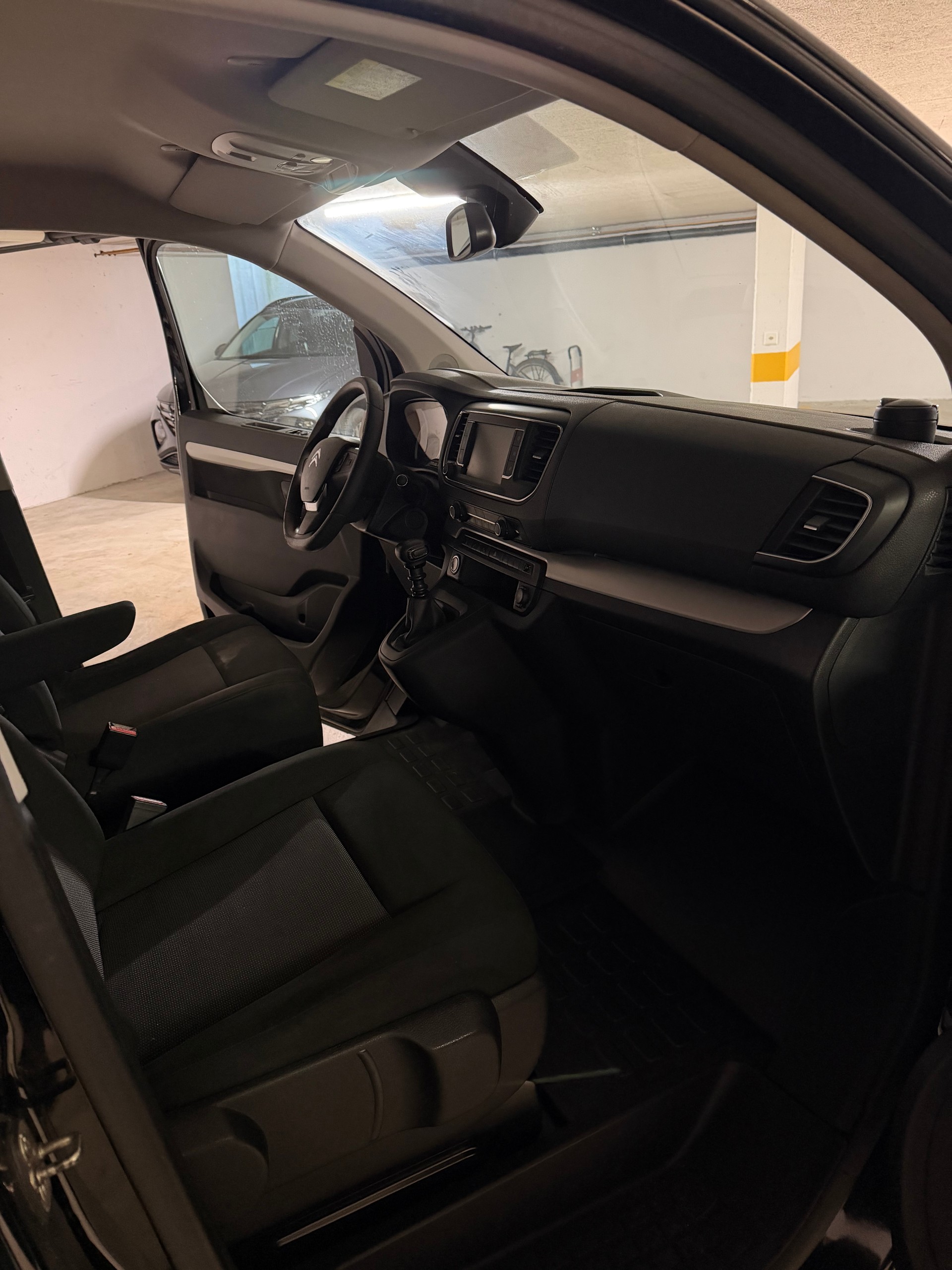 CITROEN Spacetourer 2.0 BlueHDi Feel M-image-6
