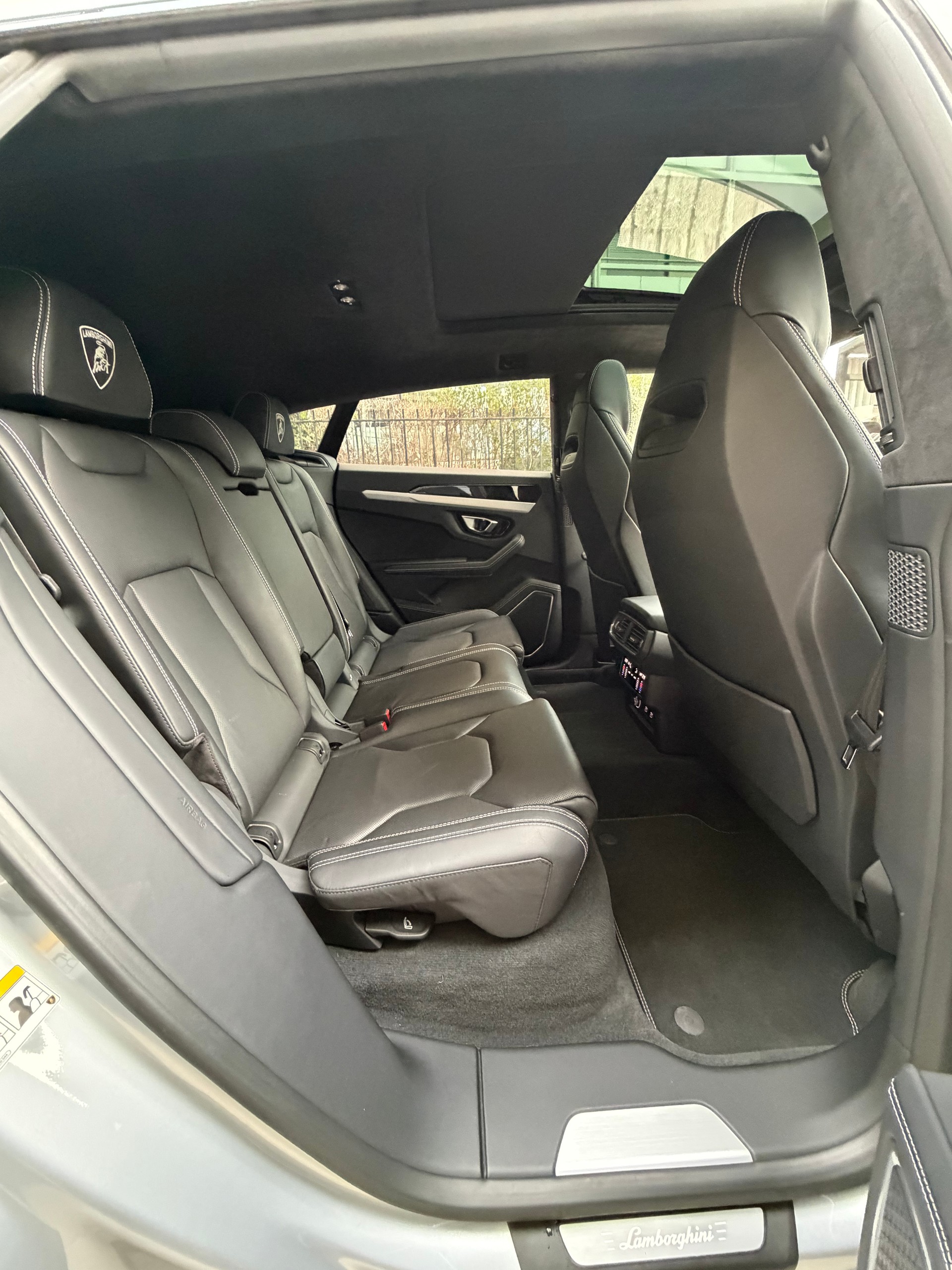 LAMBORGHINI Urus E-Gear Graphite Capsule-image-8
