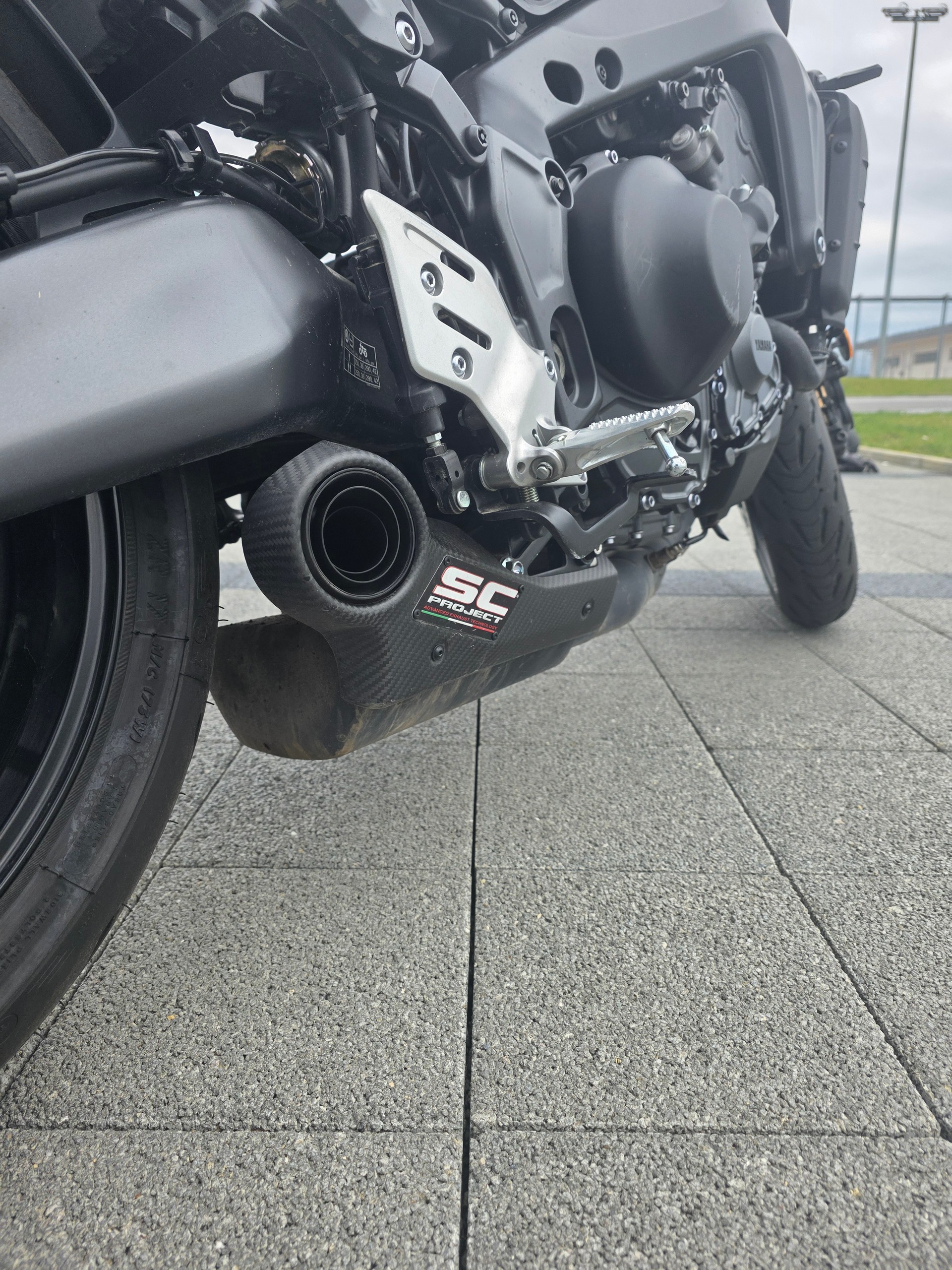 YAMAHA MT-09-image-2