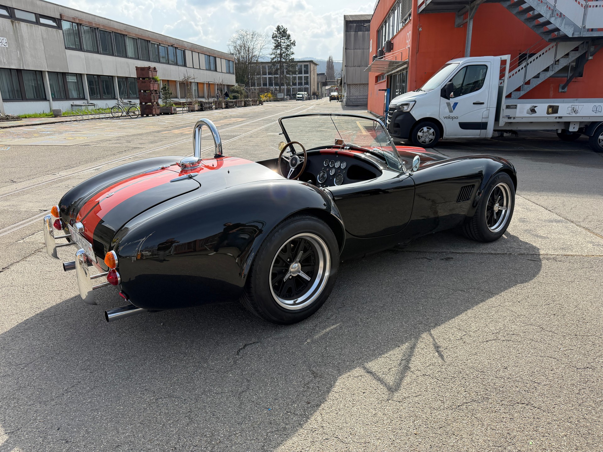 AC HS Cobra Replica V8-image-1