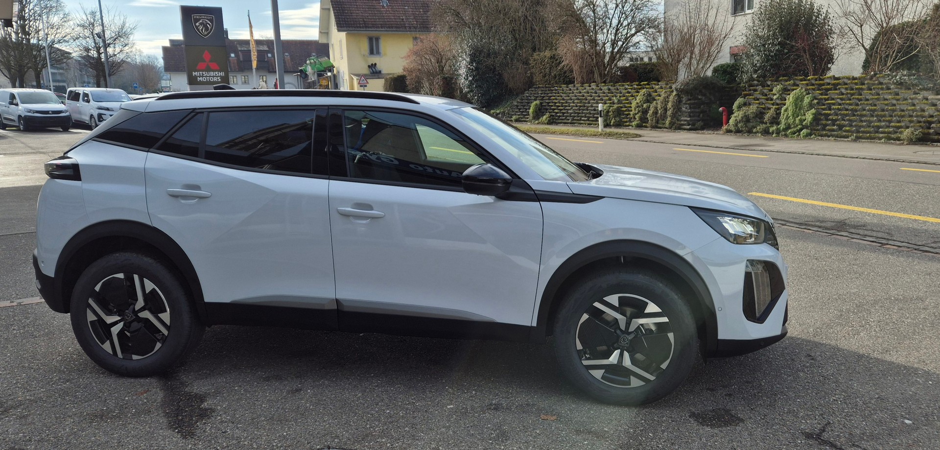 PEUGEOT 2008 MHEV GT Helvetia (405)-image-14
