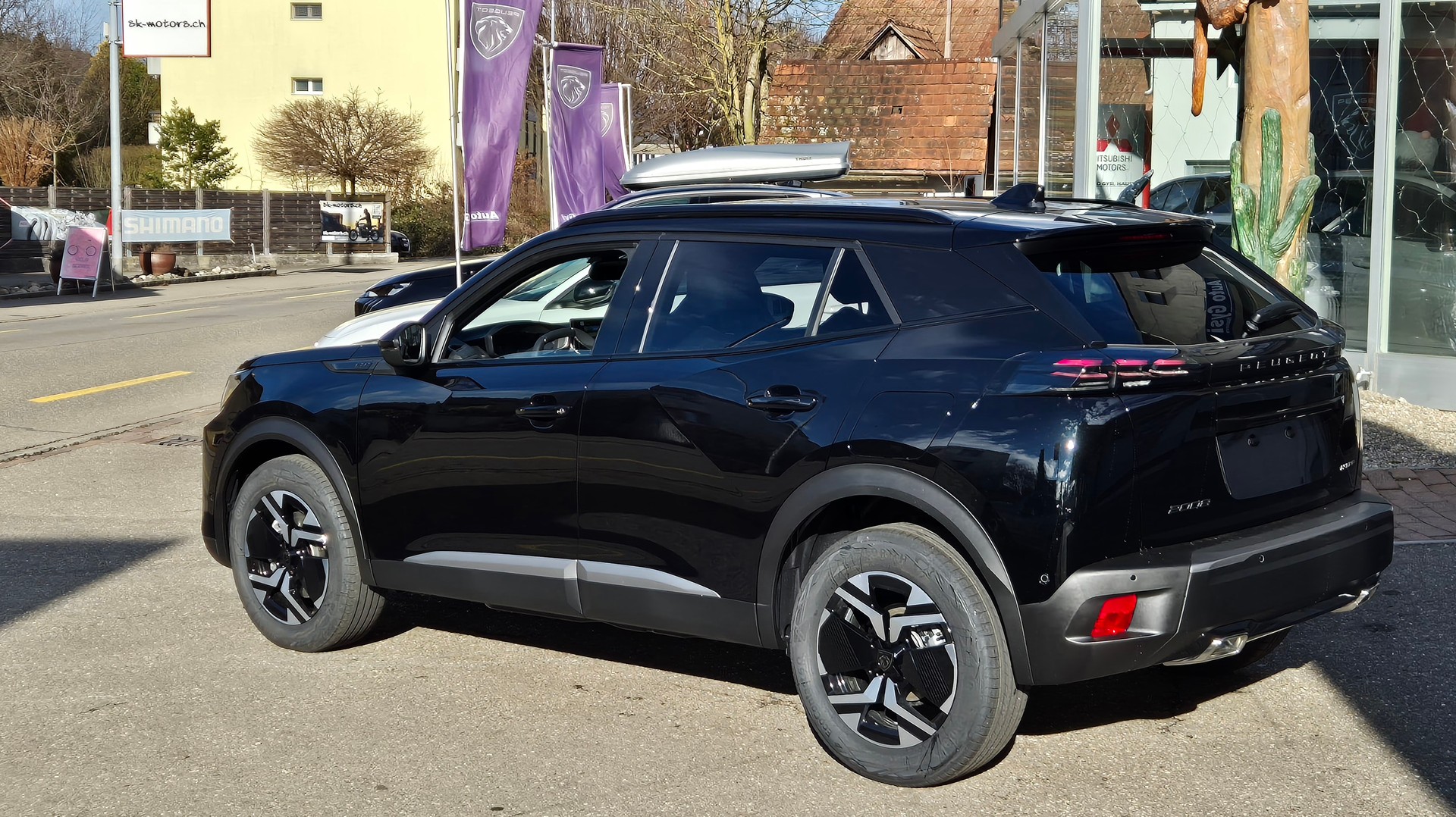 PEUGEOT 2008 MHEV GT Helvetia (405)-image-6