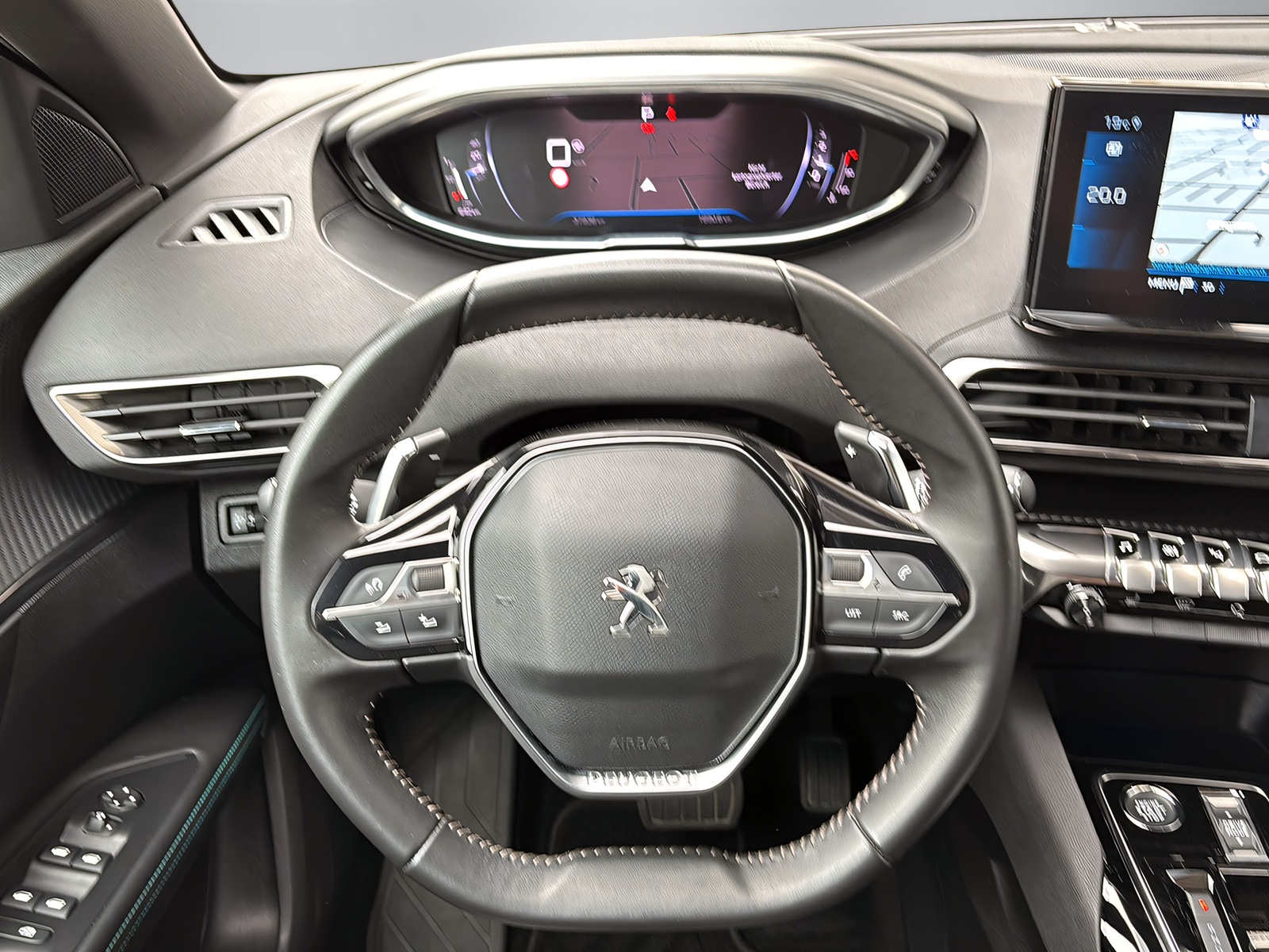 PEUGEOT 5008 1.5 BlueHDi Allure Pack-showroom-element-3