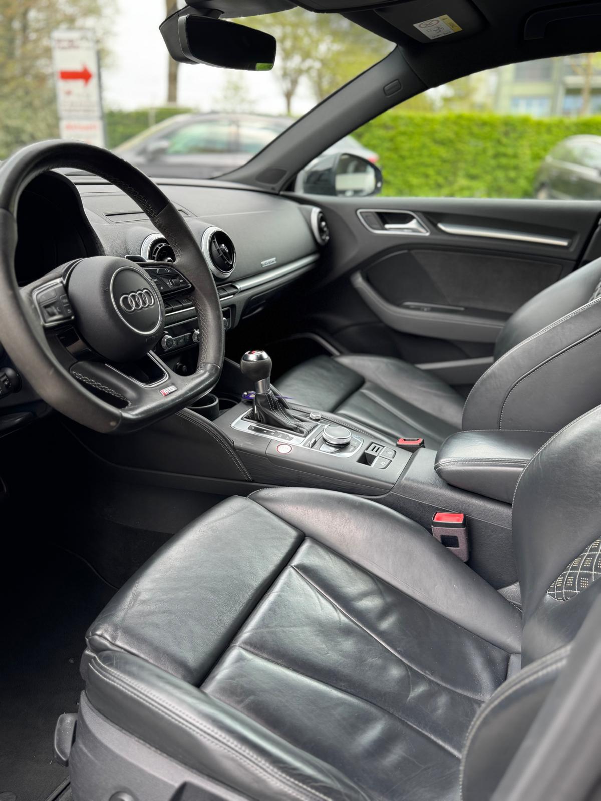 AUDI RS3 Sportback 2.5 TSI quattro S-tronic-image-7