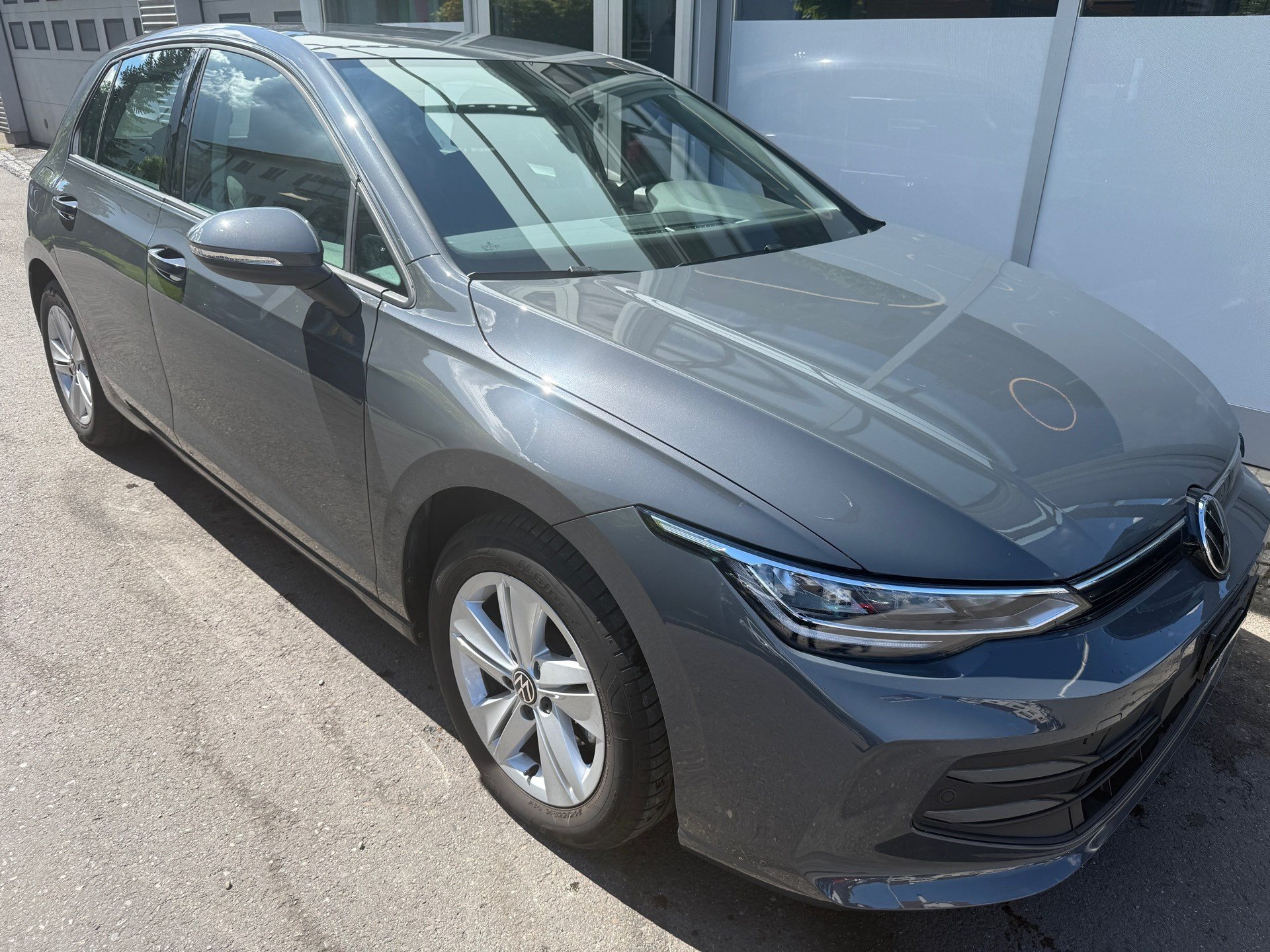 VW Golf 2.0 TDI 115 PS HANDSCHALTUNG *** FACELIFT ***-showroom-element-2