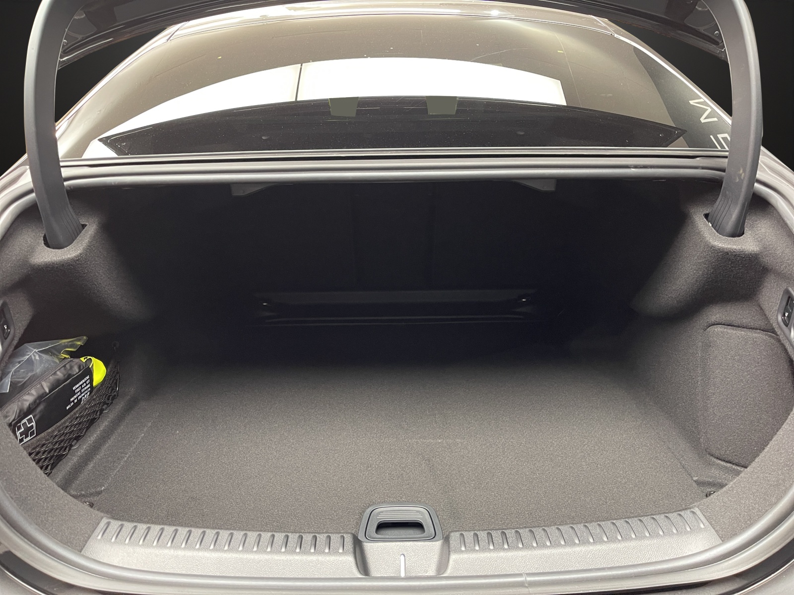 MERCEDES-BENZ E 450 d 4MATIC Limousine-image-11