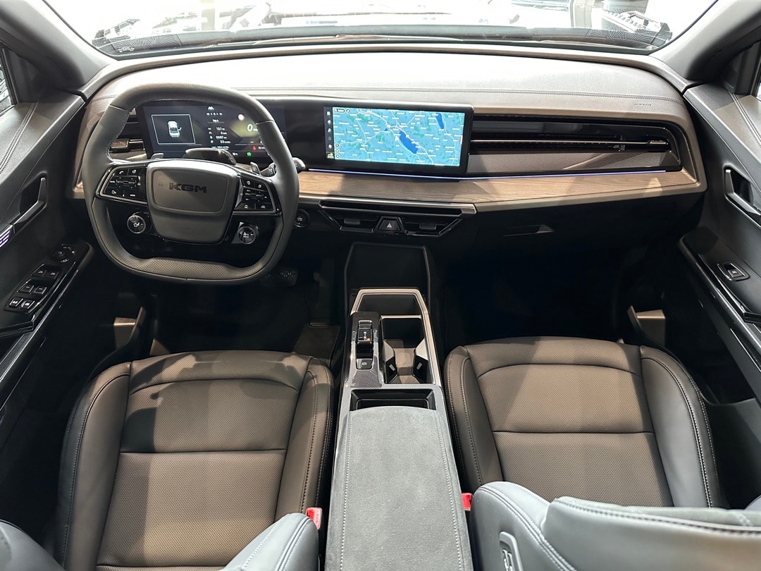 KGM-SsangYong Musso 80,6 kWh Blackline 4WD-image-9