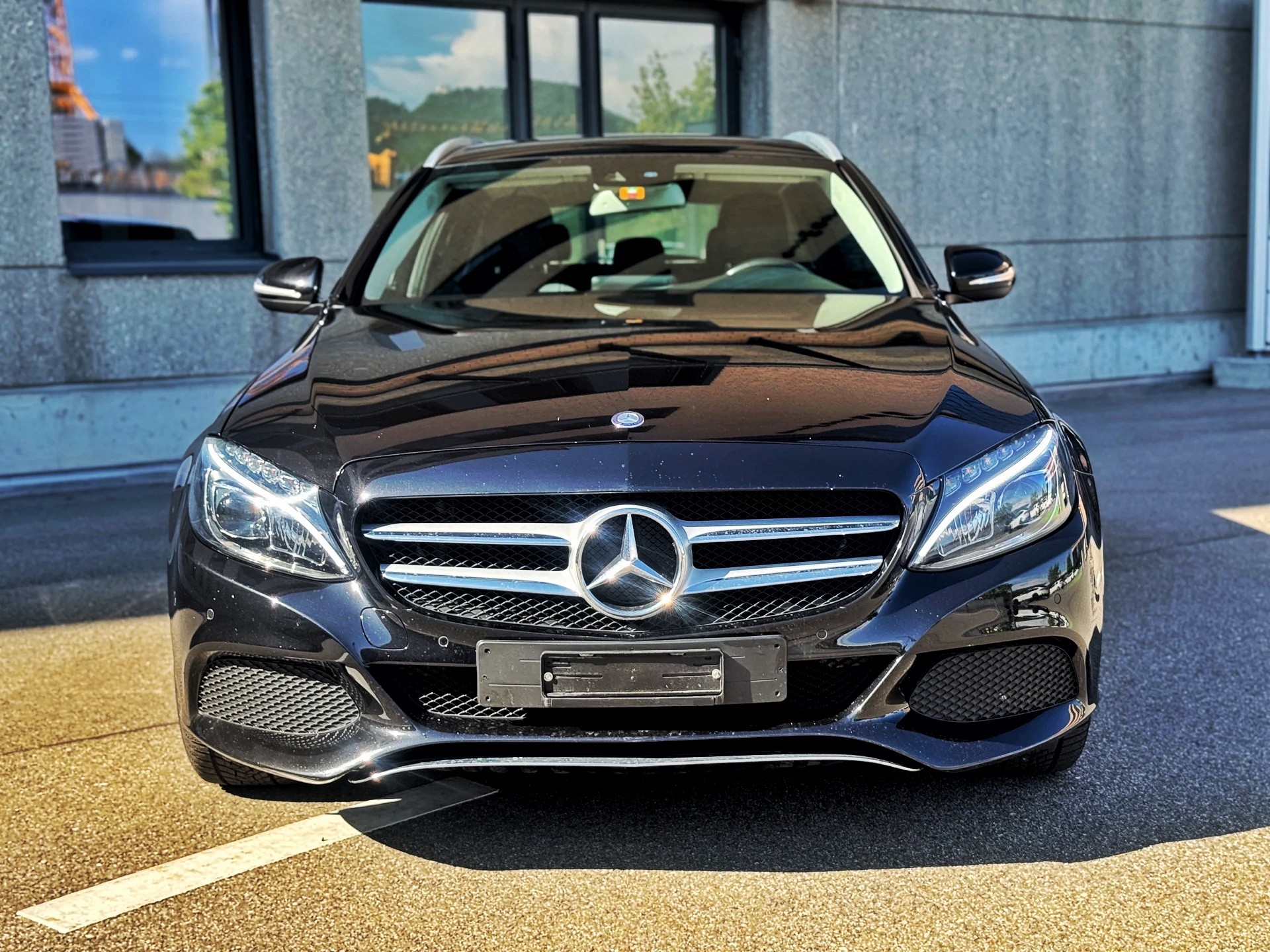 MERCEDES-BENZ C 180 AMG Line 7G-Tronic-image-6