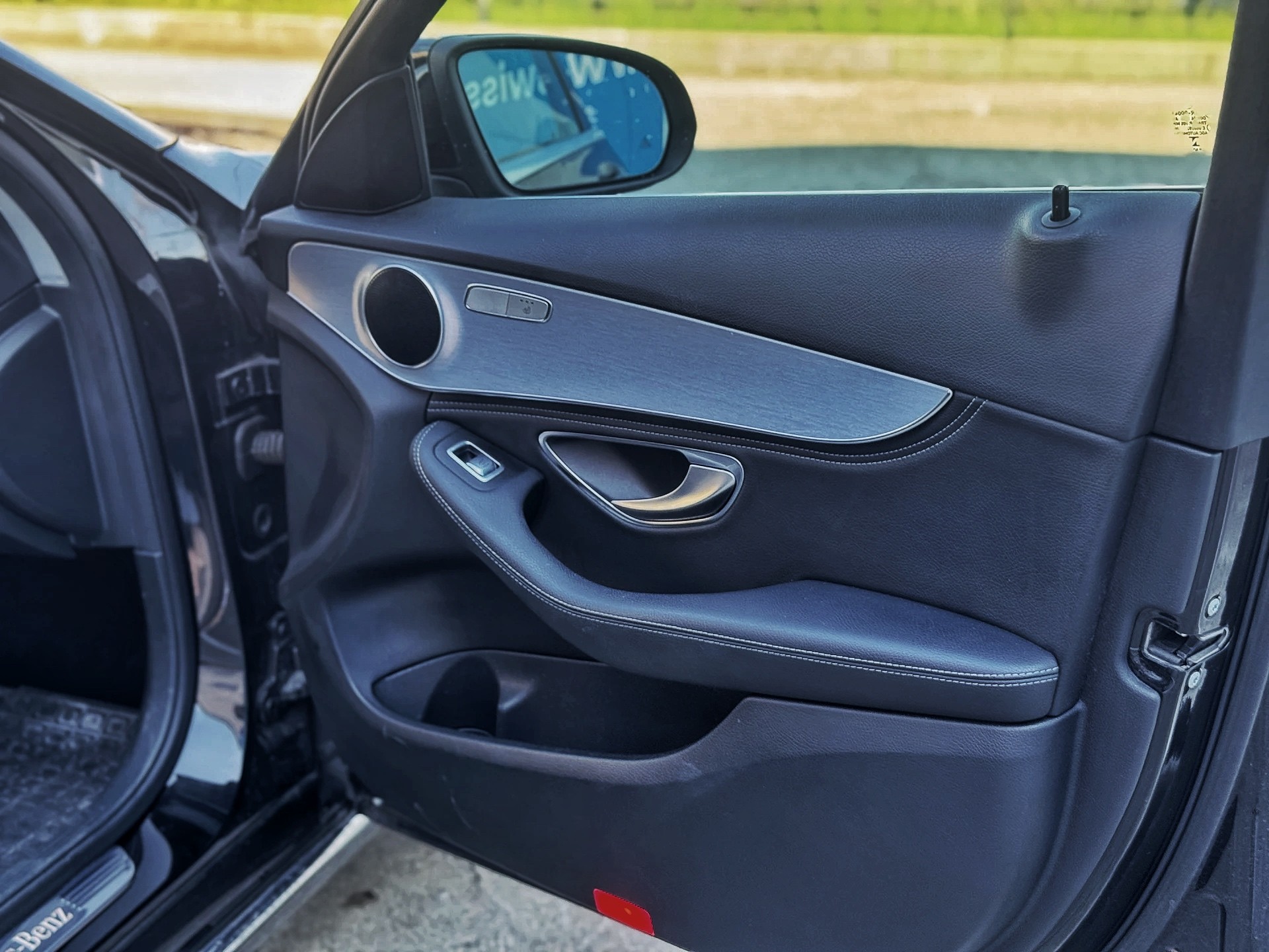 MERCEDES-BENZ C 180 AMG Line 7G-Tronic-image-21