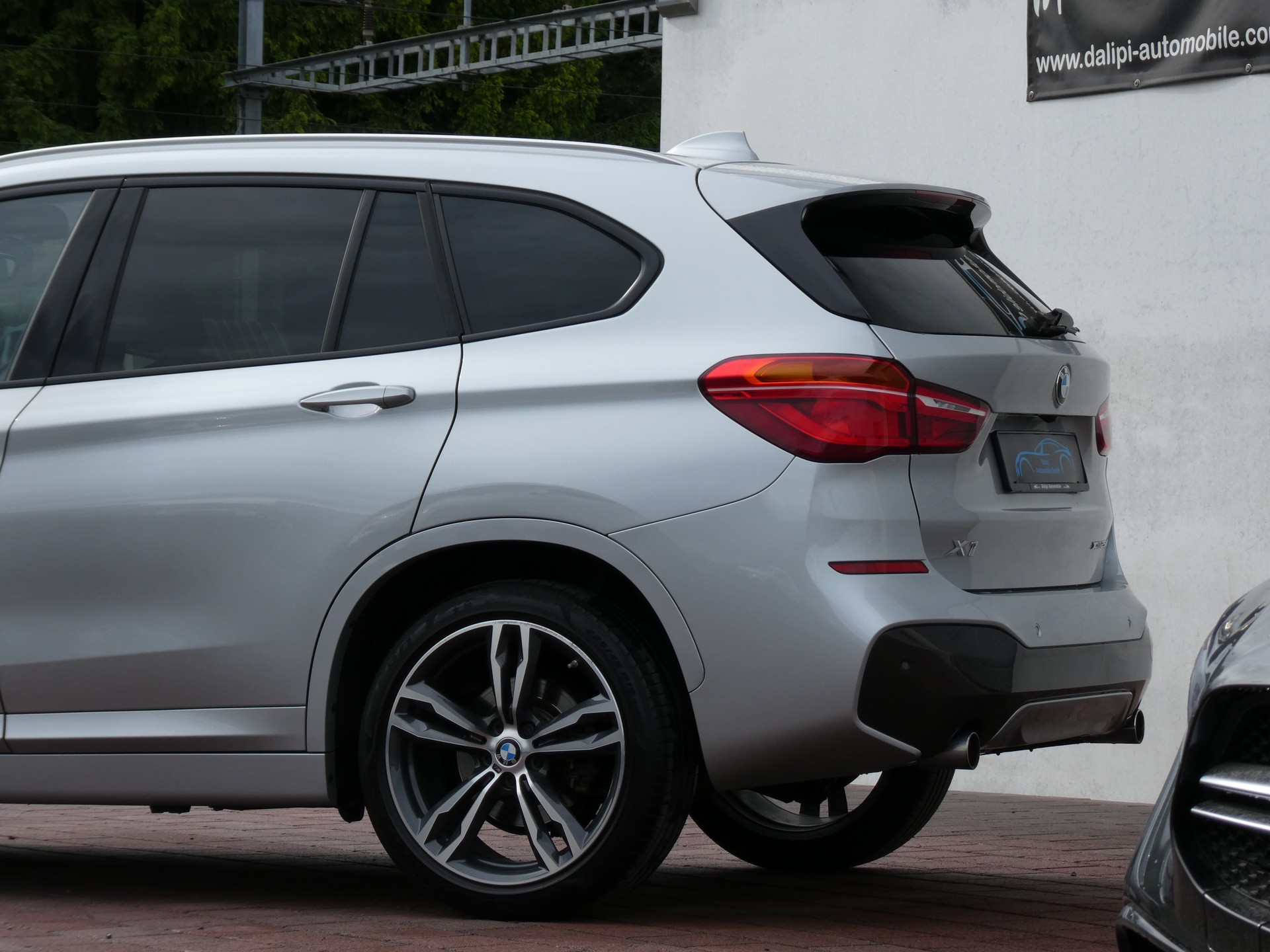 BMW X1 xDrive 25d Steptronic (CH)-image-4