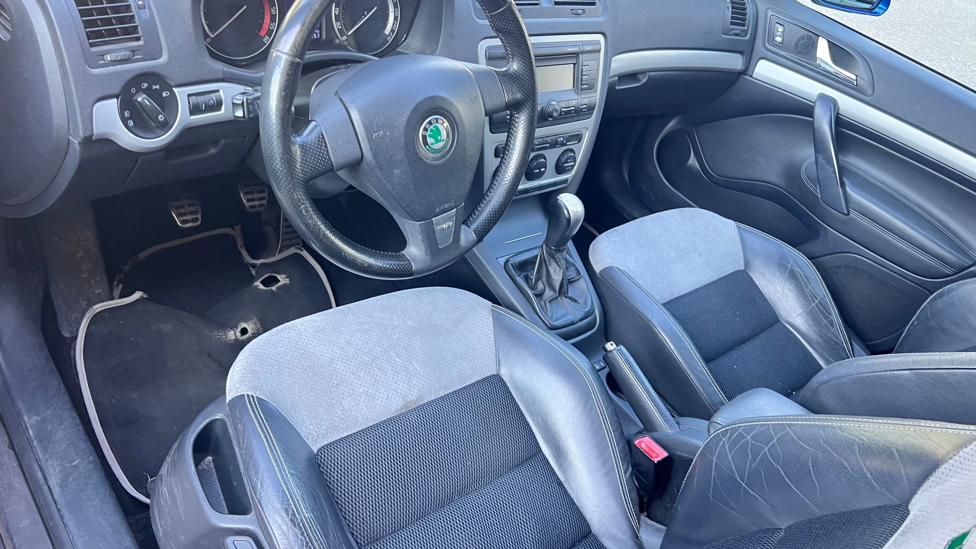 SKODA Octavia 2.0 TDI RS-image-7