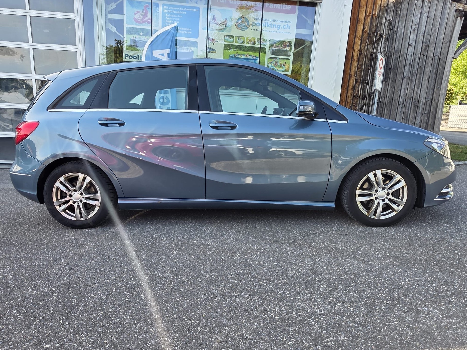 MERCEDES-BENZ B 180 CDI-image-11