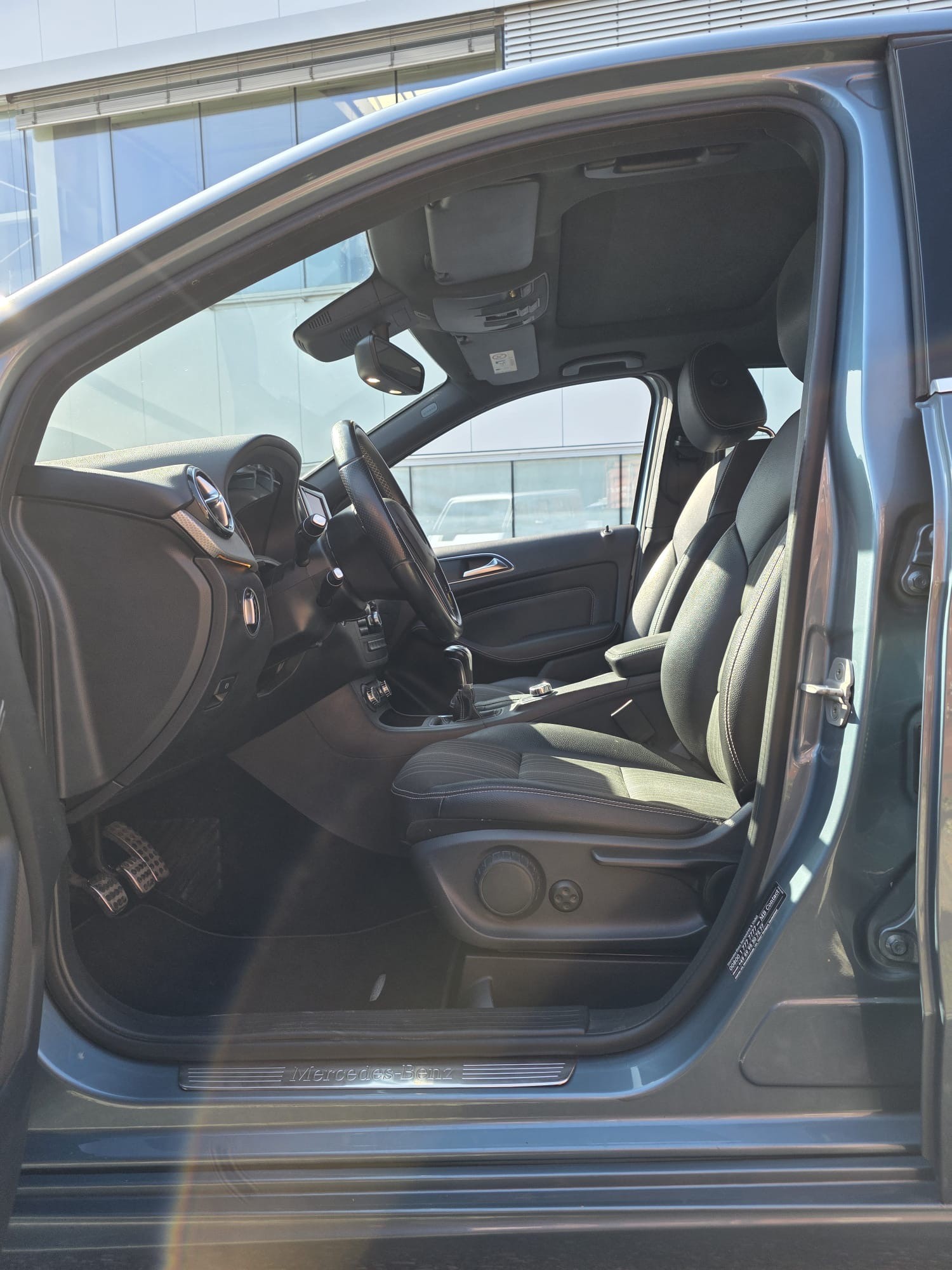 MERCEDES-BENZ B 180 CDI-image-6
