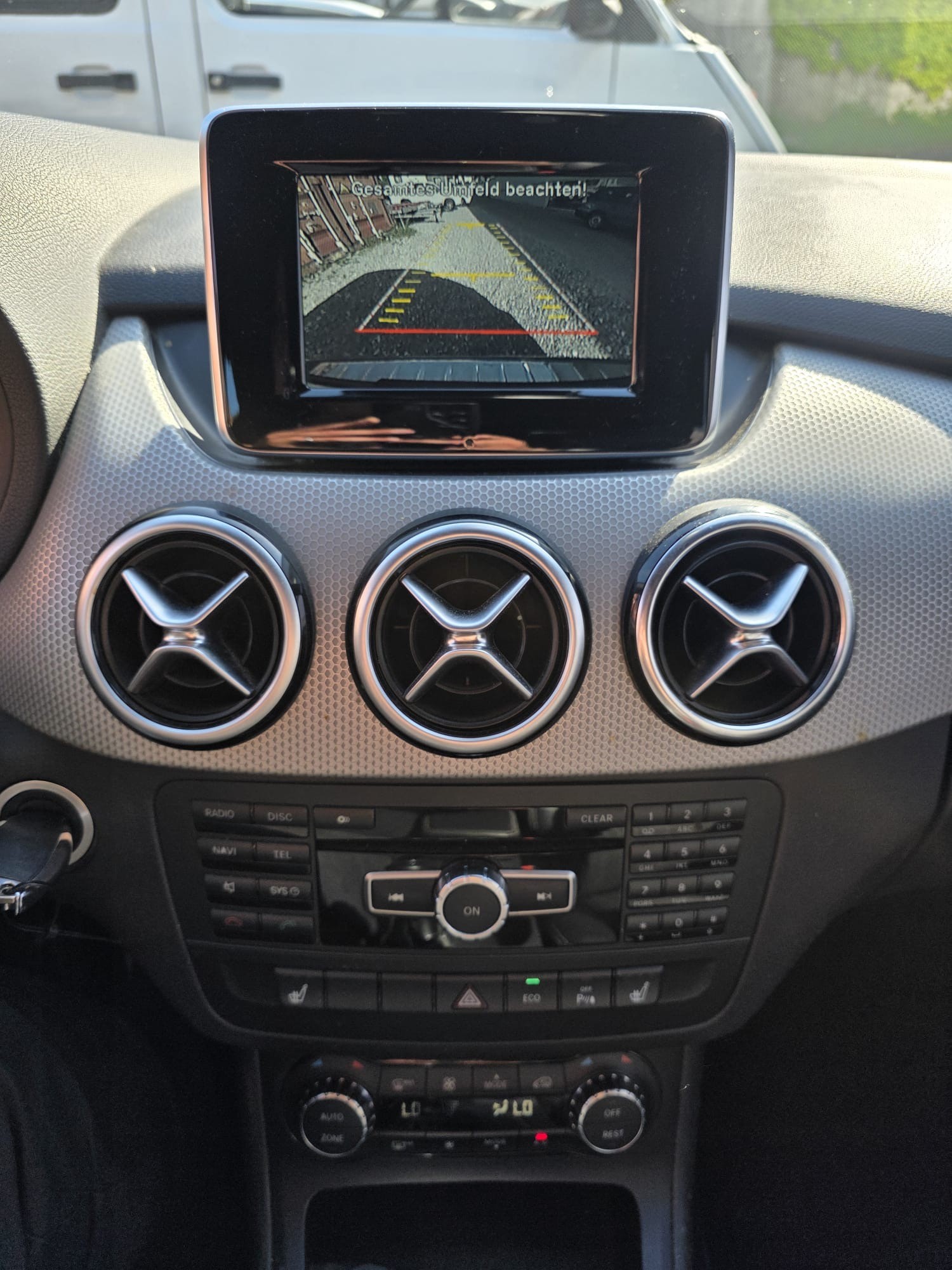 MERCEDES-BENZ B 180 CDI-image-15