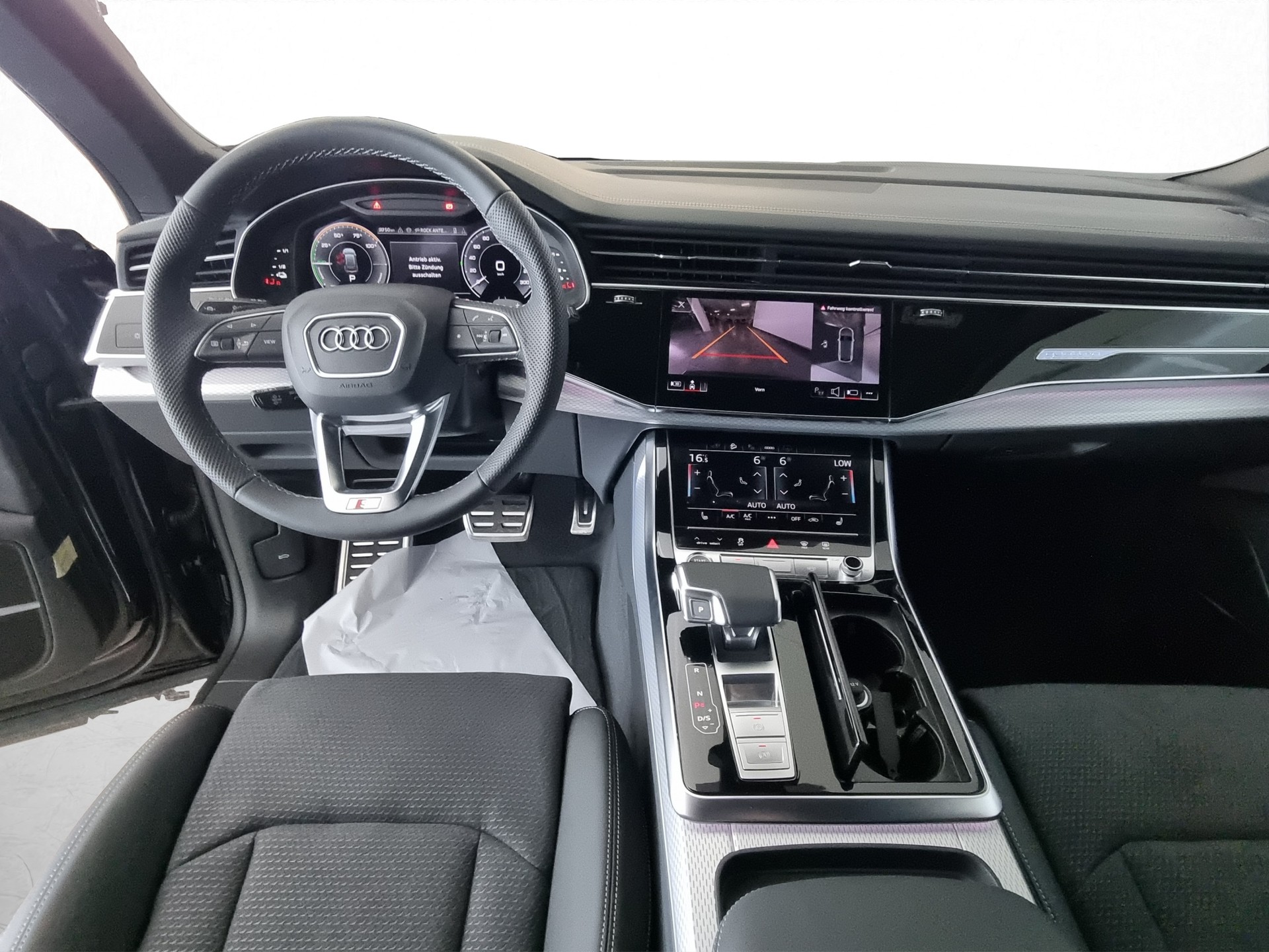 AUDI Q8 TFSI e quattro 290 kW tiptronic-image-7
