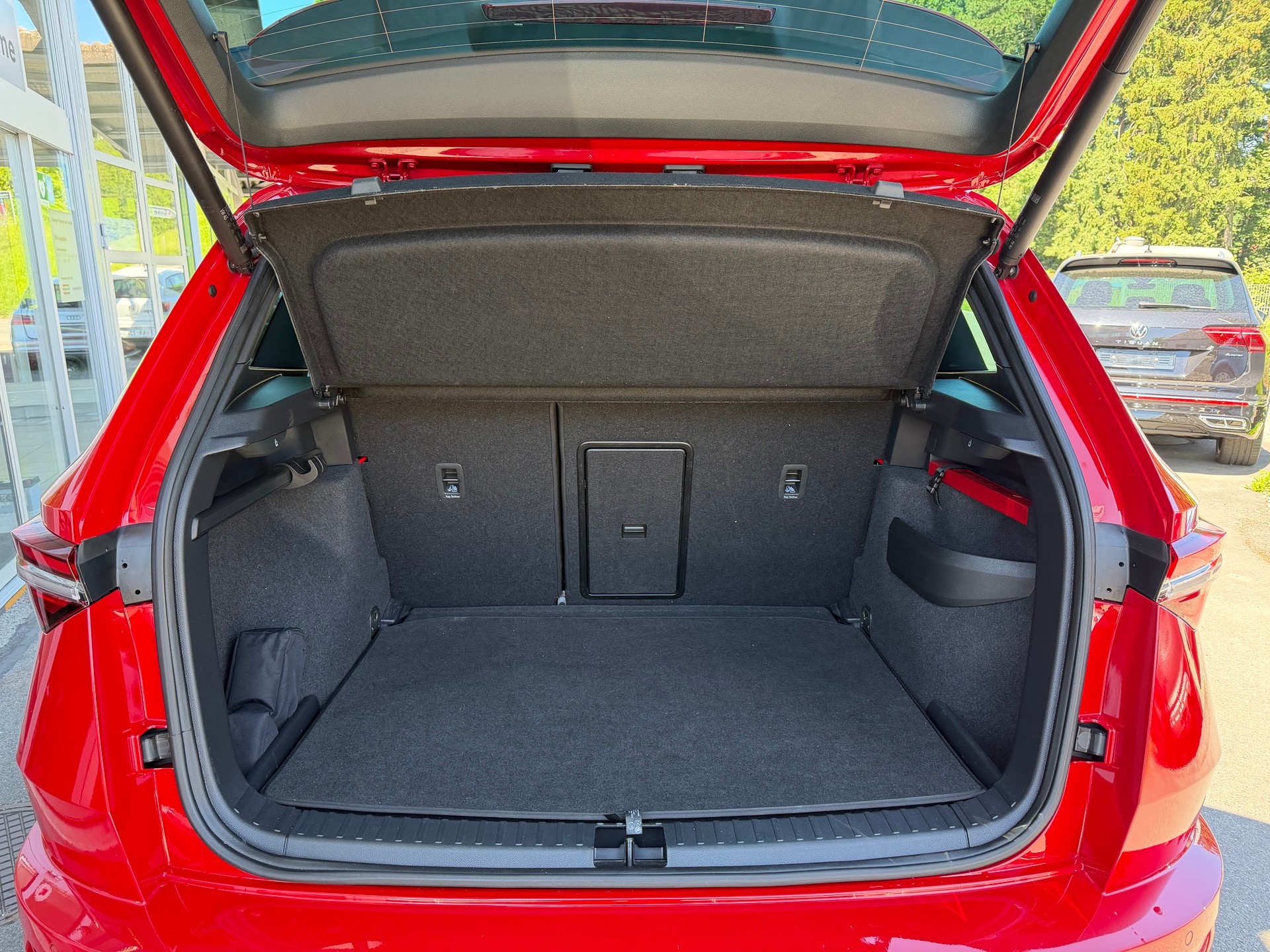 SKODA Karoq 2.0 TSI SportLine 4x4 DSG-image-6
