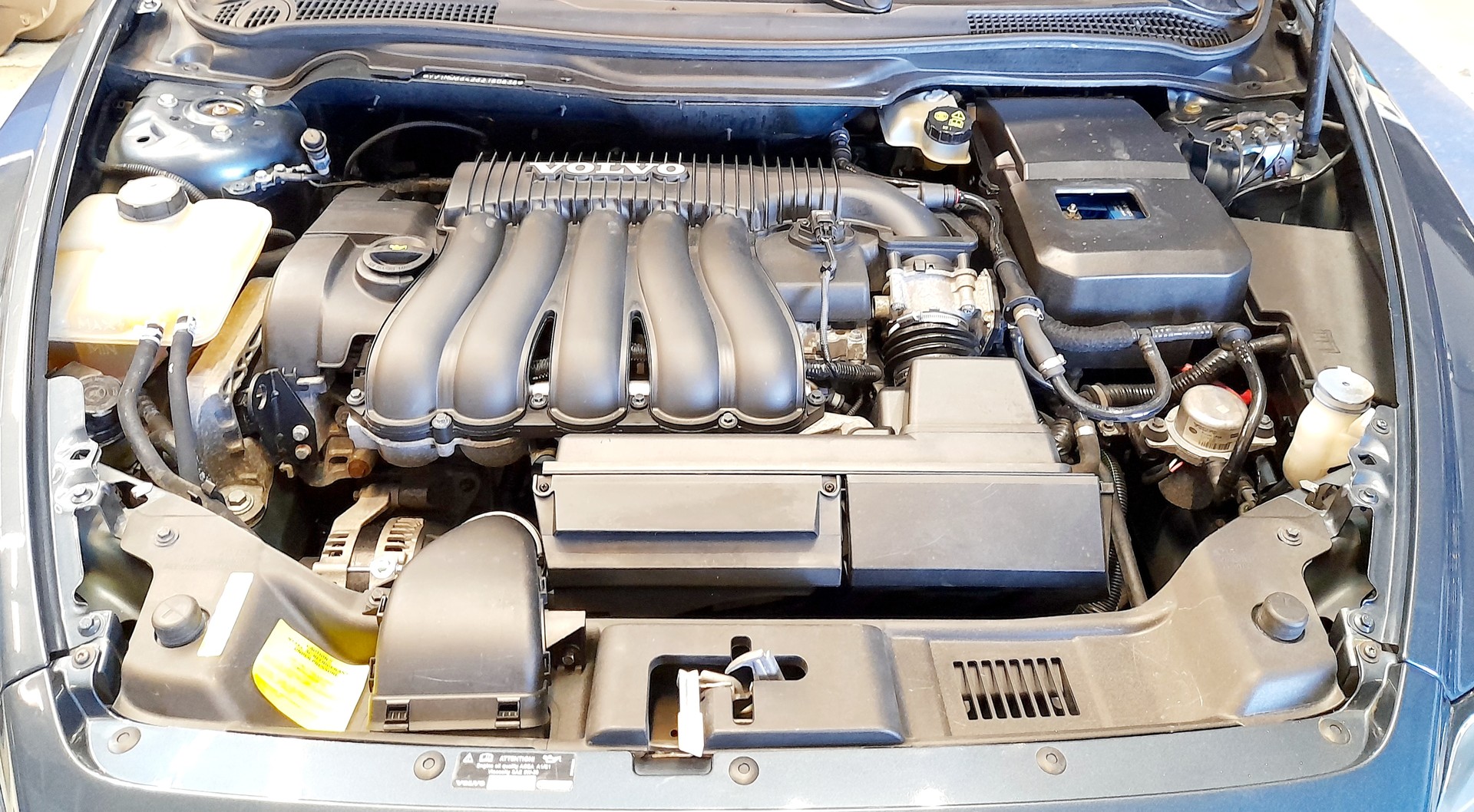 VOLVO V50 2.4-image-8