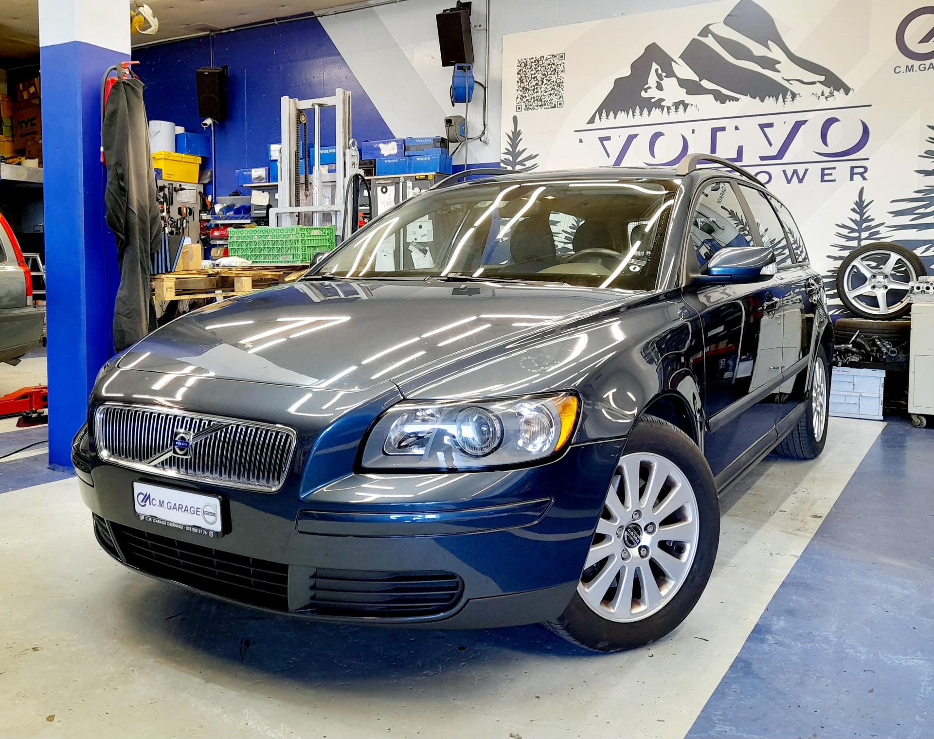 VOLVO V50 2.4