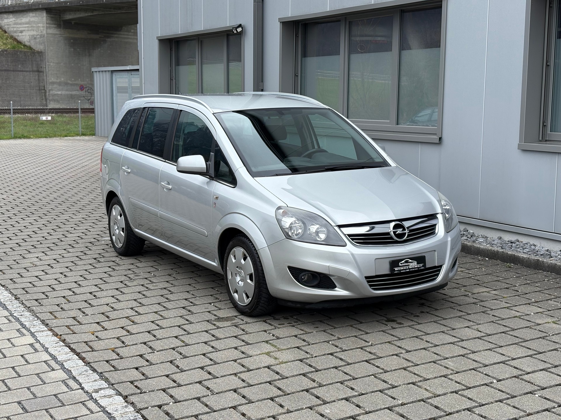 OPEL Zafira 1.8i 16V Frisch ab MFK 08.04.2026 & Service-image-4