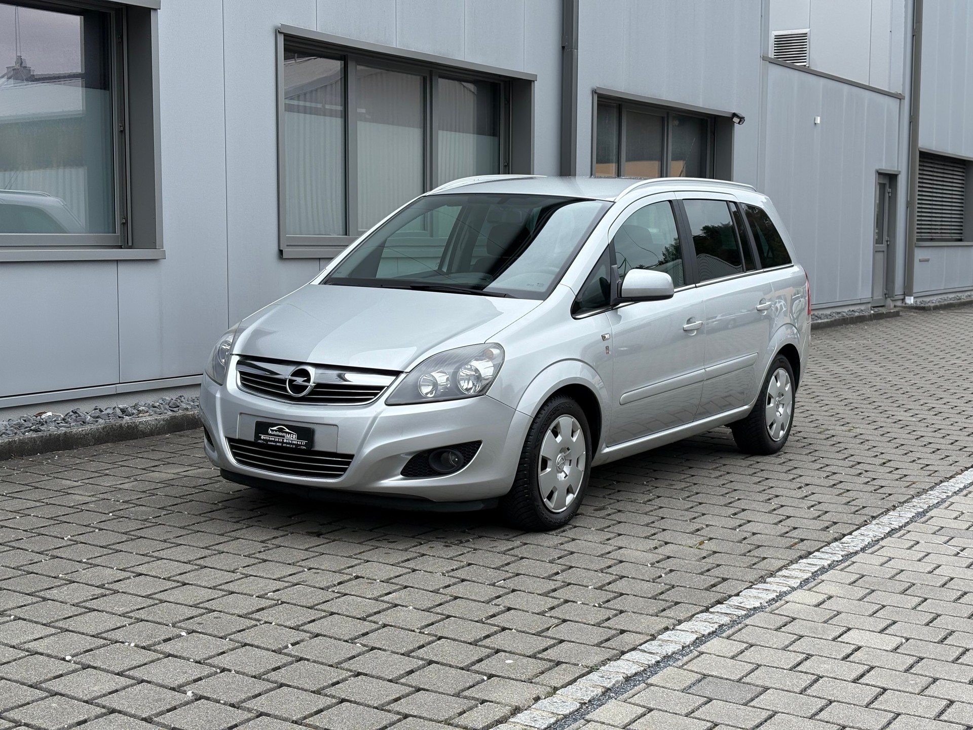 OPEL Zafira 1.8i 16V Frisch ab MFK 08.04.2026 & Service-image-1