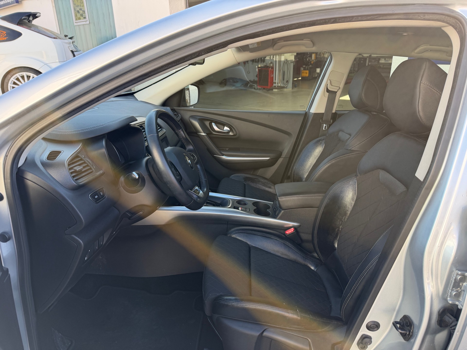 RENAULT Kadjar 1.3 16V Turbo INTENS EDC-image-7