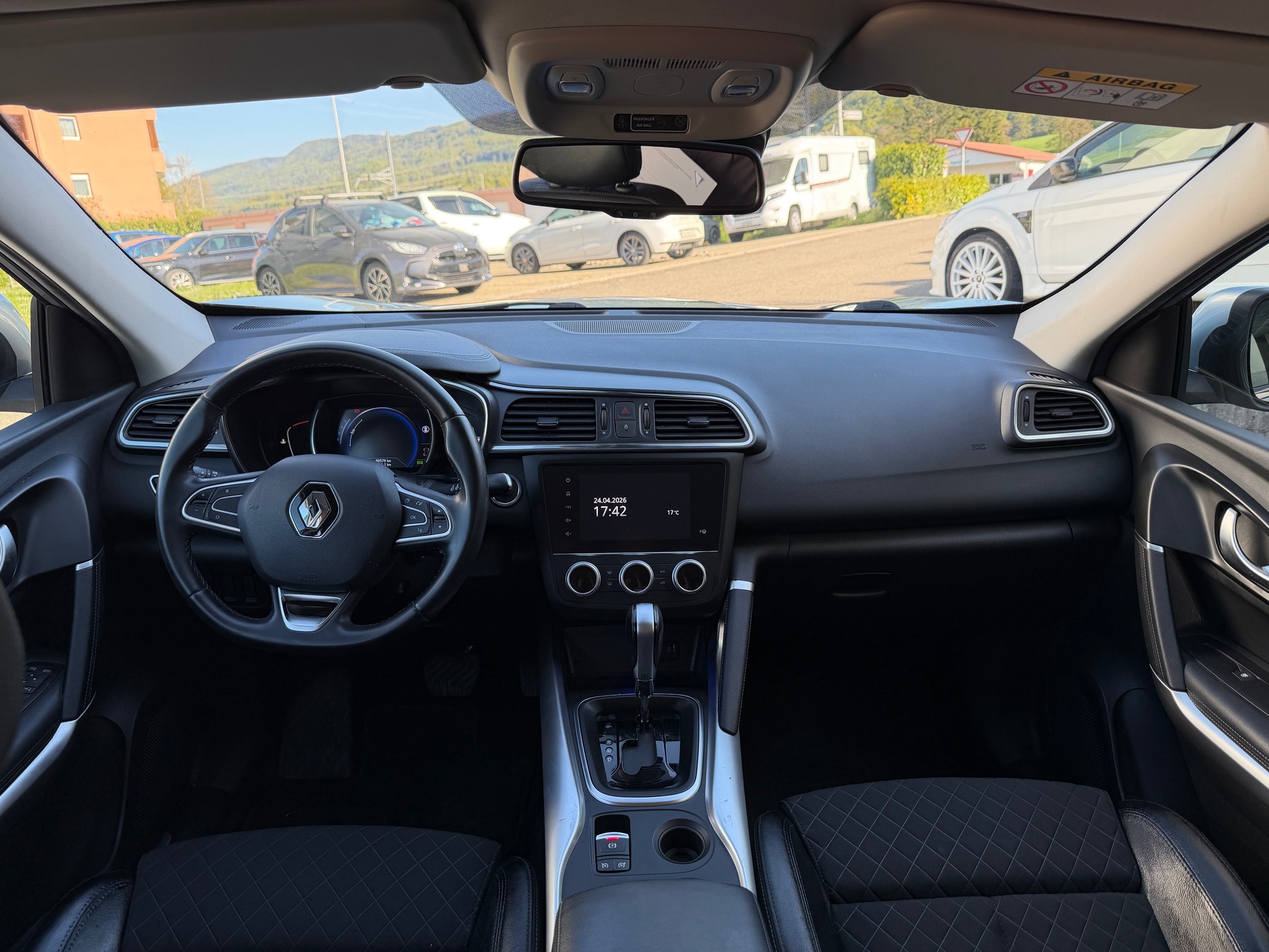 RENAULT Kadjar 1.3 16V Turbo INTENS EDC-image-6