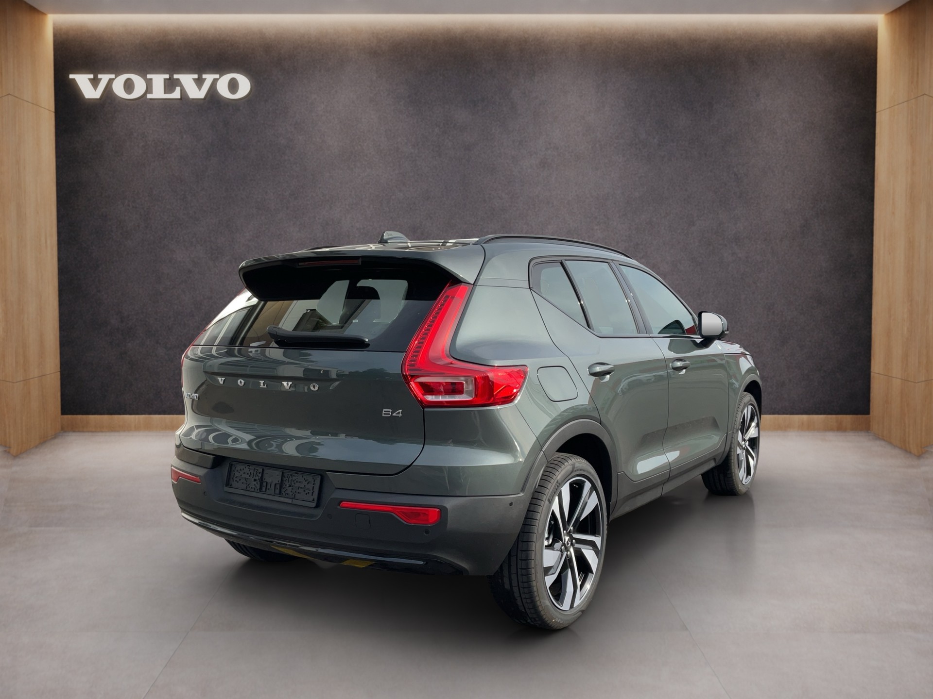 VOLVO XC40 2.0 B4 MH Ultra Dark-image-5