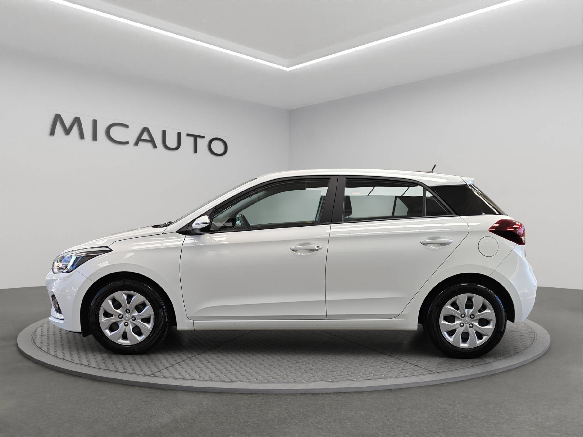 HYUNDAI i20 1.0 T-GDi Amplia-image-5