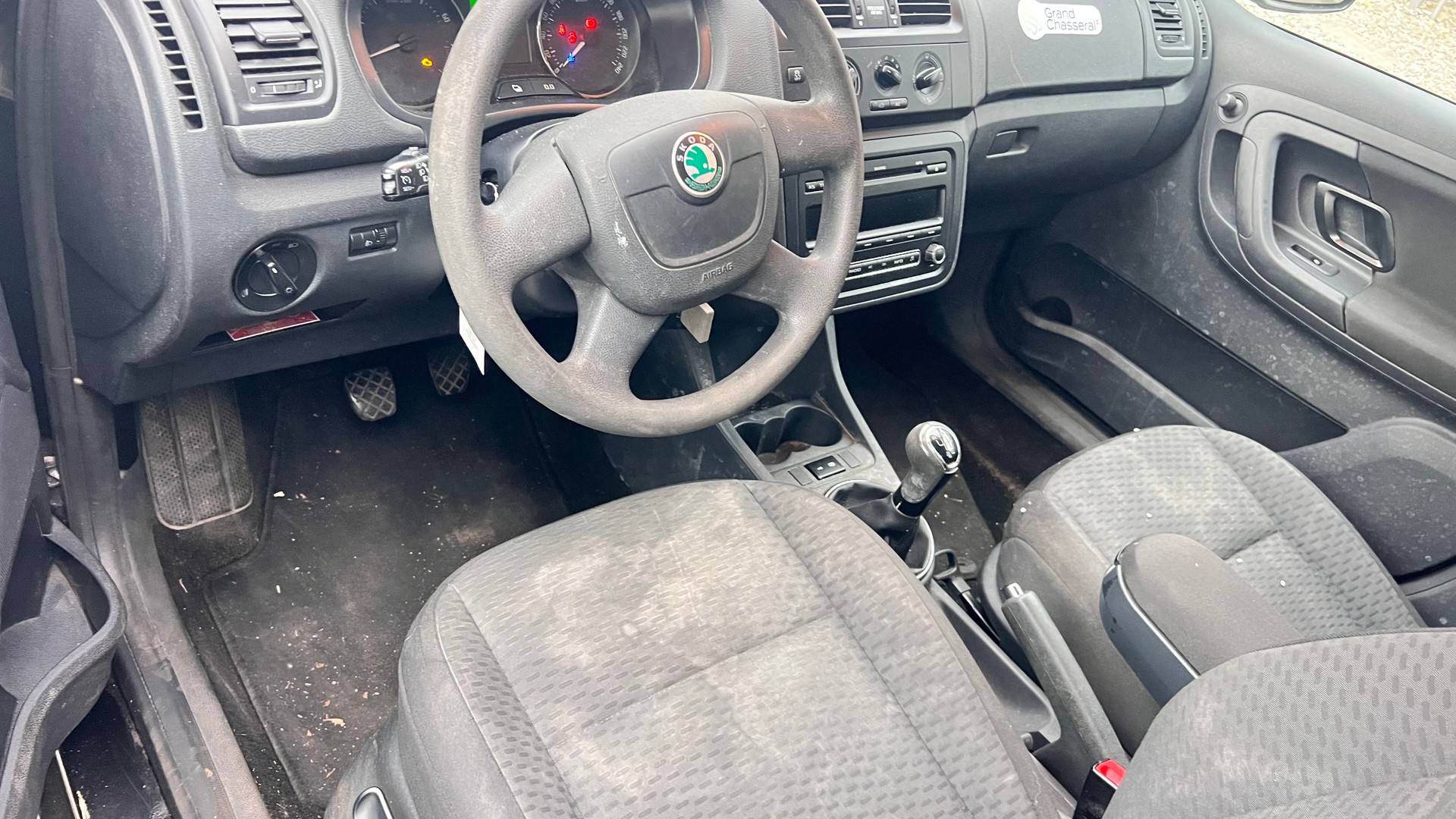 SKODA Fabia 1.2 TSI Ambiente-image-5