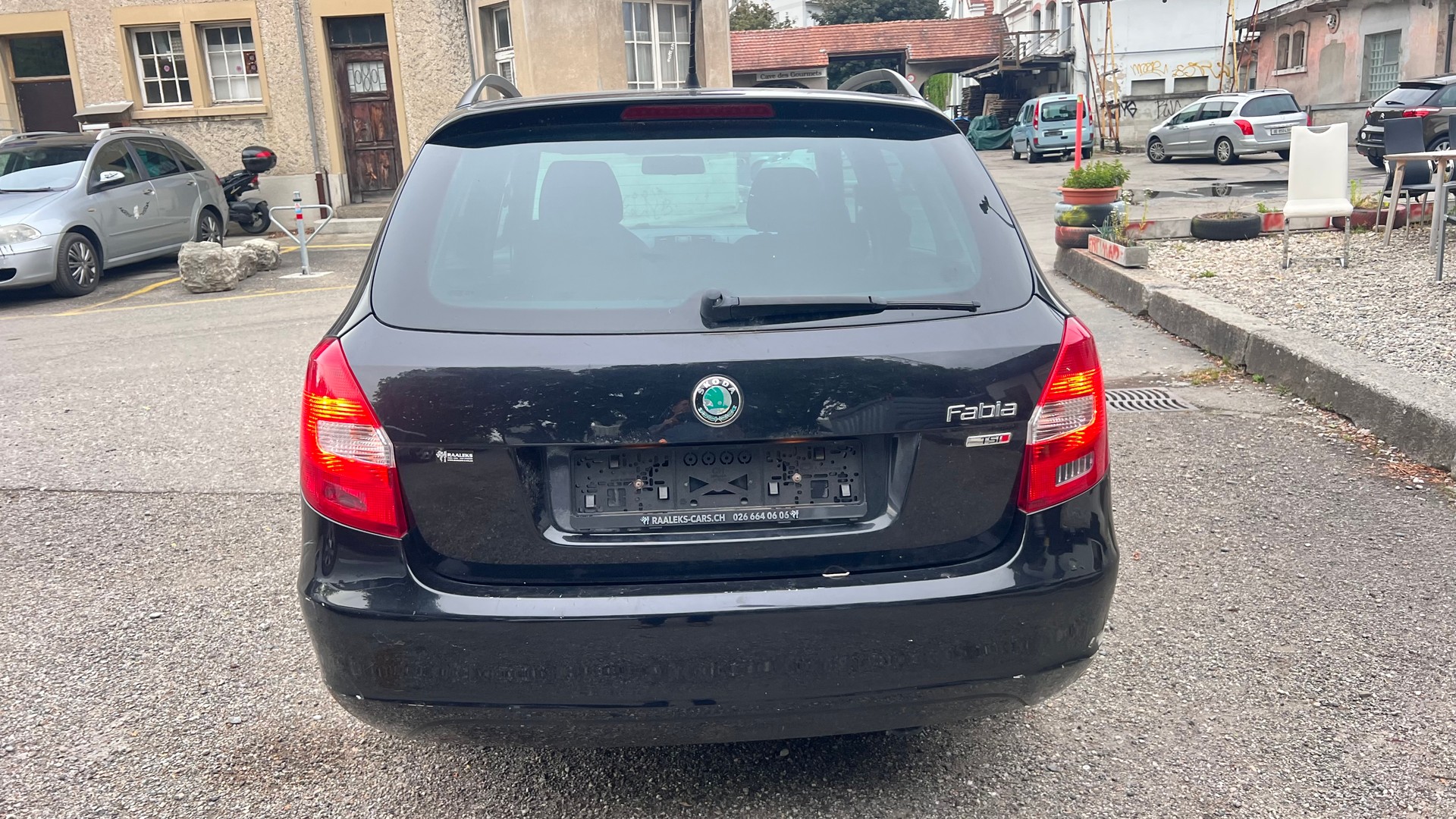 SKODA Fabia 1.2 TSI Ambiente-image-3
