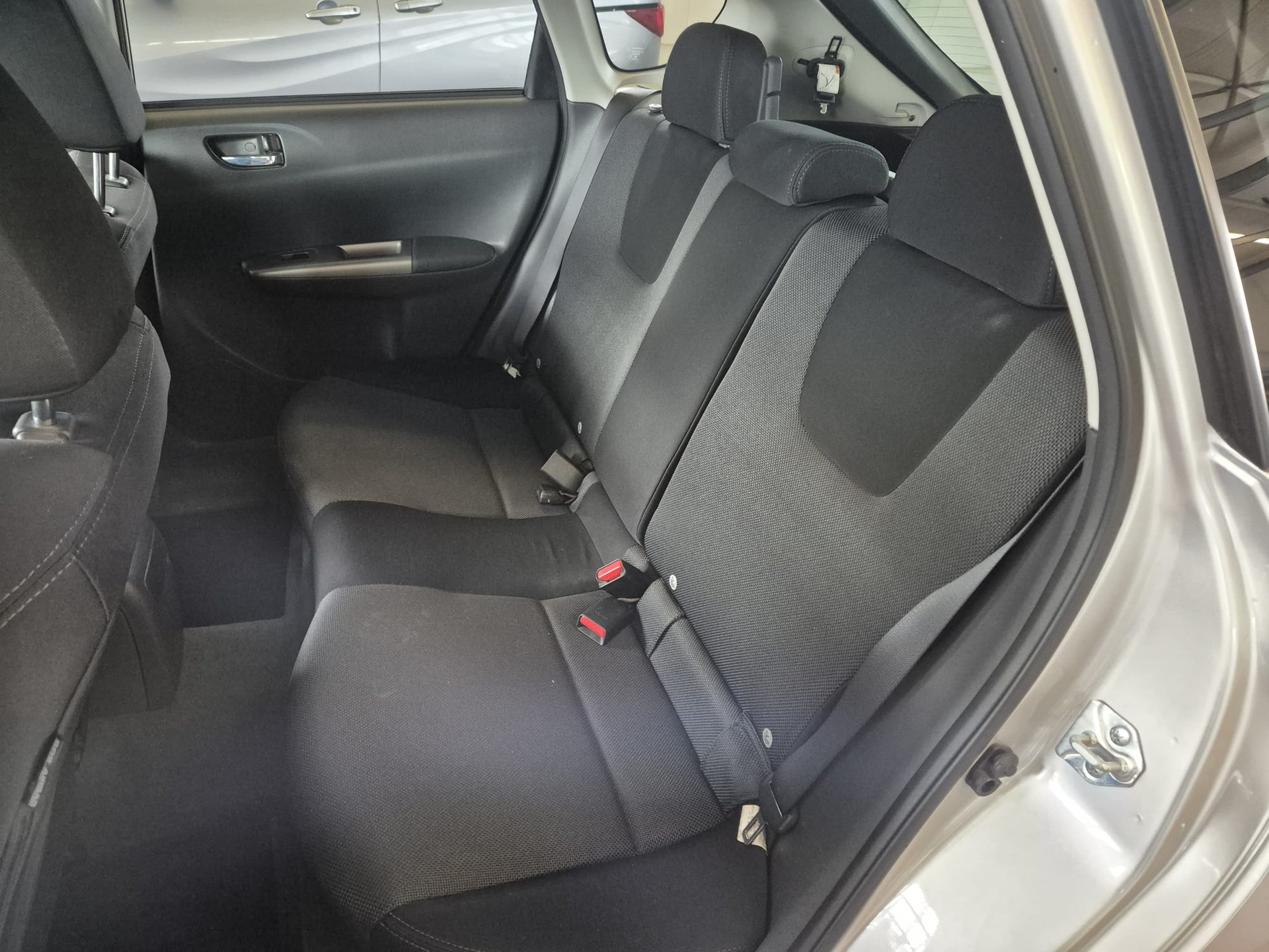 SUBARU Impreza 2.0R Comfort-image-13