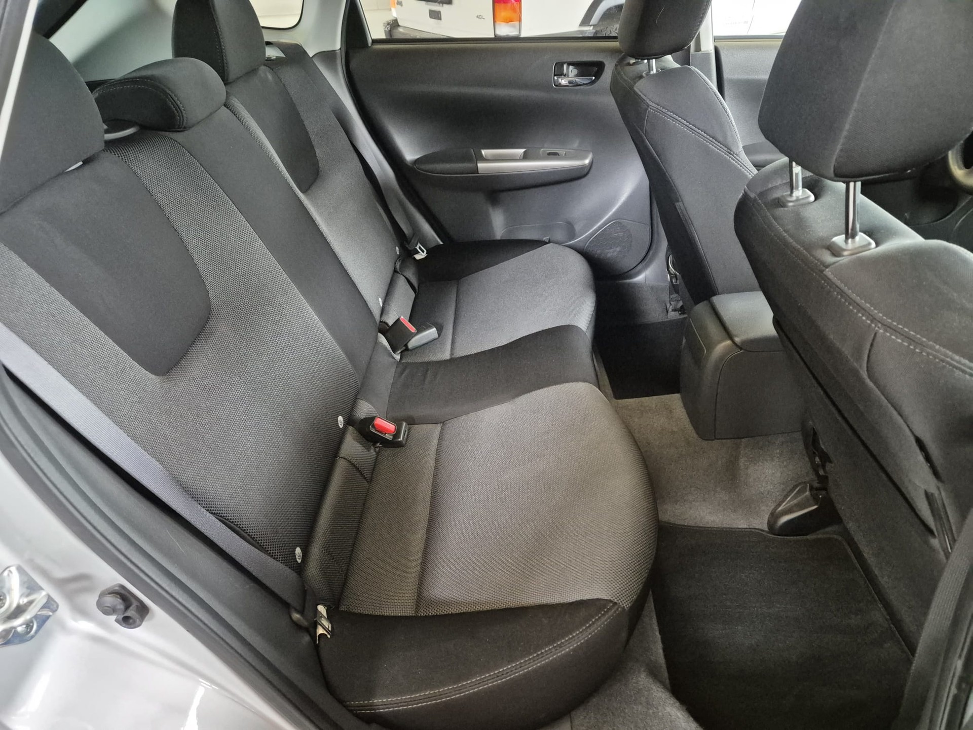 SUBARU Impreza 2.0R Comfort-image-11