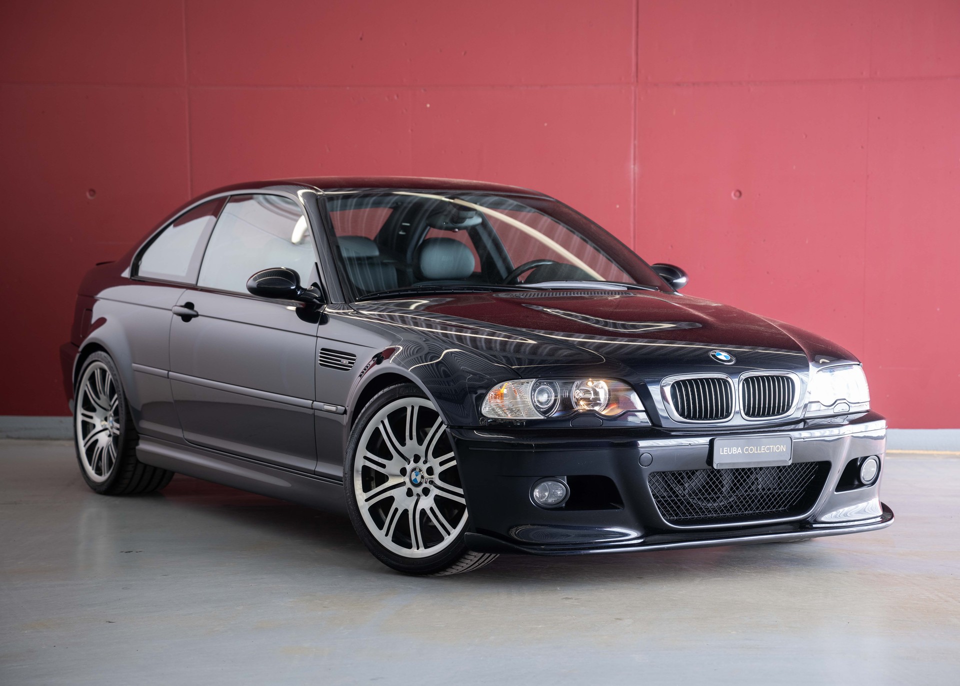 BMW M3 Coupe (1st hand Swiss car, certified low mileage, 100% original, 1st paint, BMW service history, mint condition)-image-0