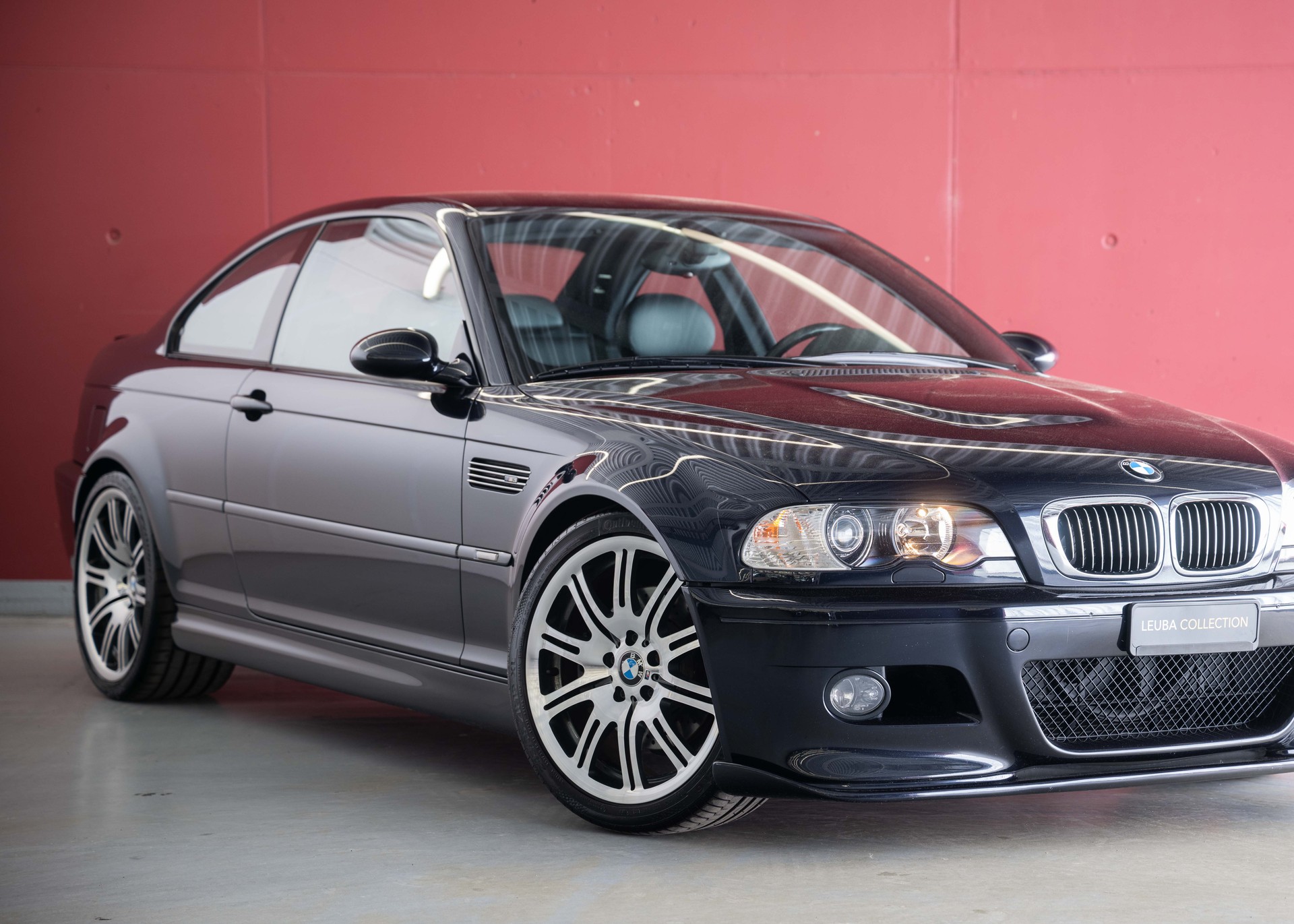 BMW M3 Coupe (1st hand Swiss car, certified low mileage, 100% original, 1st paint, BMW service history, mint condition)-image-9