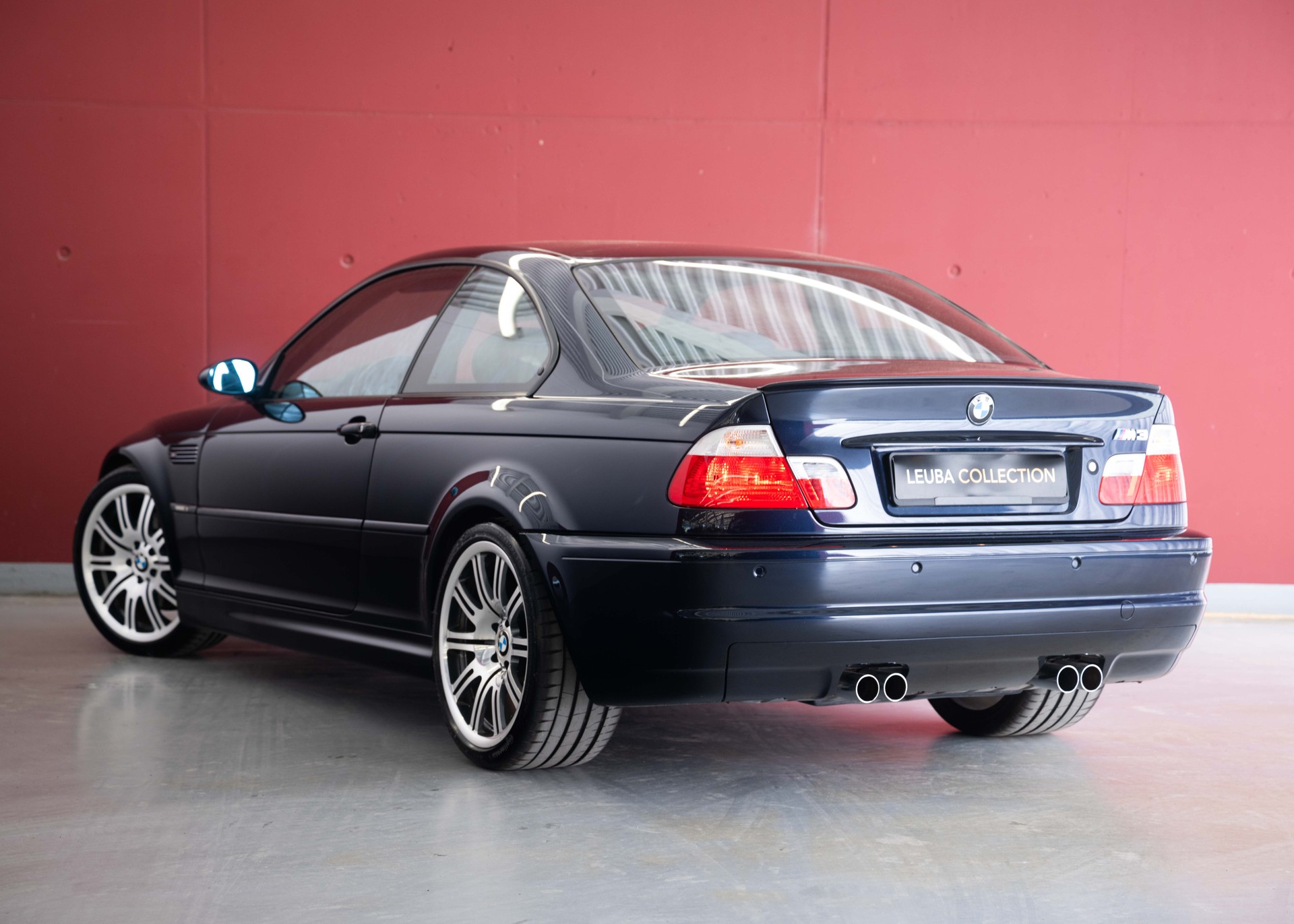 BMW M3 Coupe (1st hand Swiss car, certified low mileage, 100% original, 1st paint, BMW service history, mint condition)-image-1