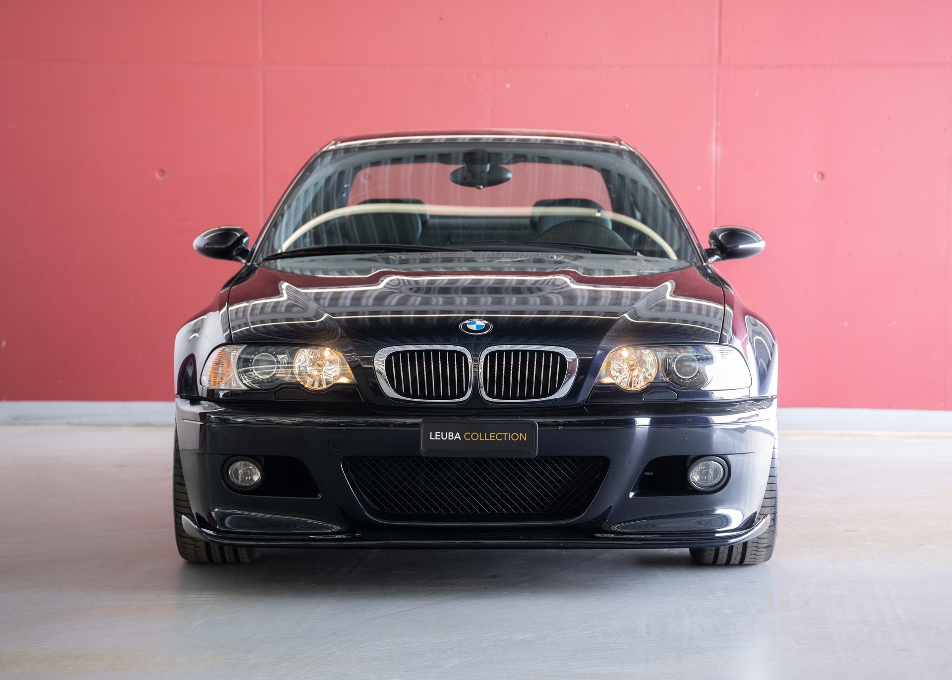 BMW M3 Coupe (1st hand Swiss car, certified low mileage, 100% original, 1st paint, BMW service history, mint condition)-image-2