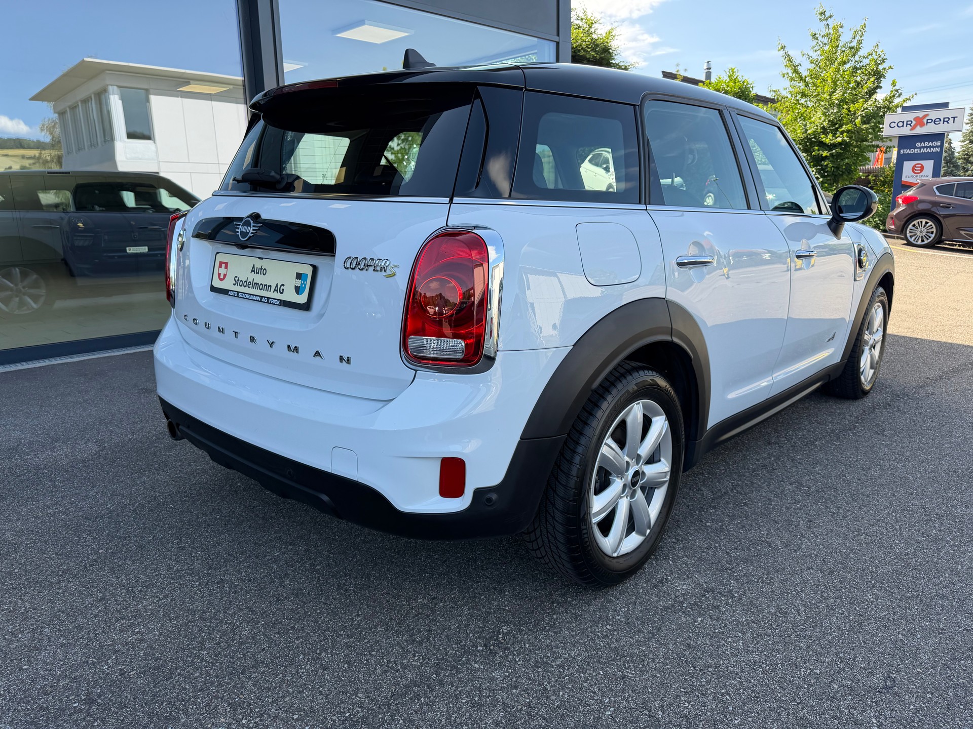 MINI Countryman F60 1.5i Cooper S E ALL4-showroom-element-2