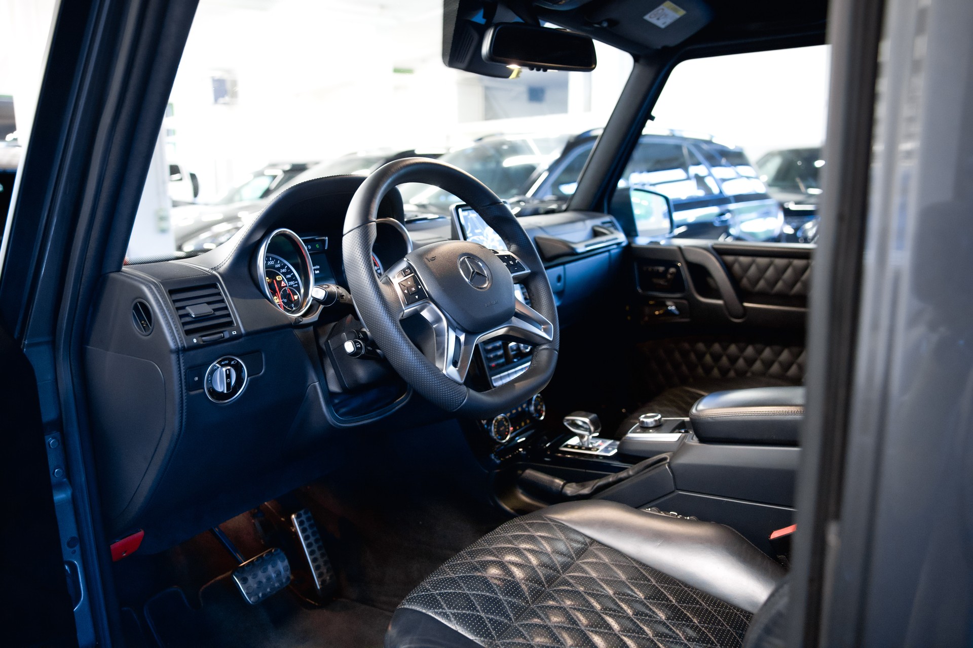 MERCEDES-BENZ G 63 AMG Speedshift Plus 7G-Tronic-image-17