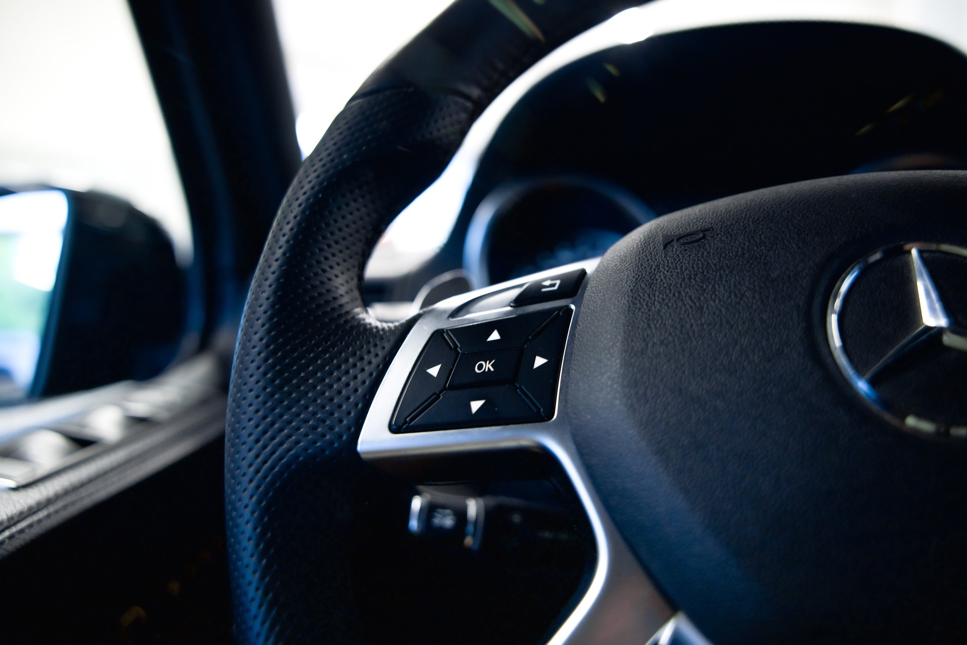 MERCEDES-BENZ G 63 AMG Speedshift Plus 7G-Tronic-image-30