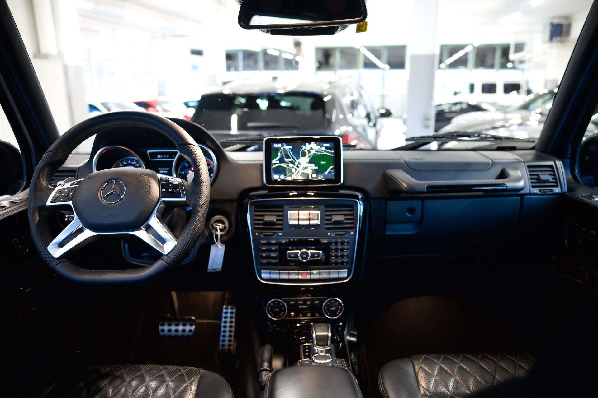 MERCEDES-BENZ G 63 AMG Speedshift Plus 7G-Tronic-image-16