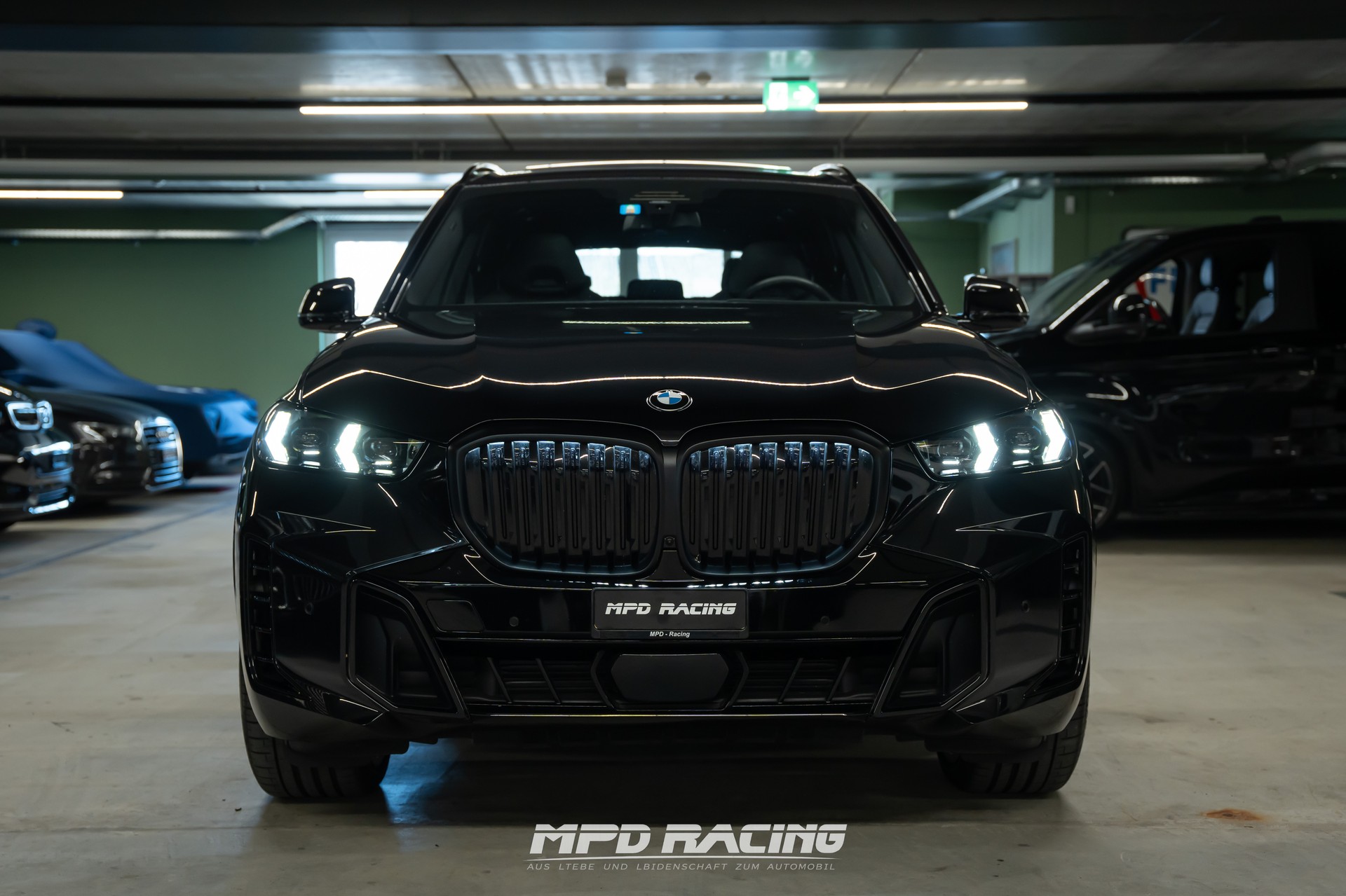 BMW X5 xDrive 48V 30d M Sport Pro Steptronic-showroom-element-1