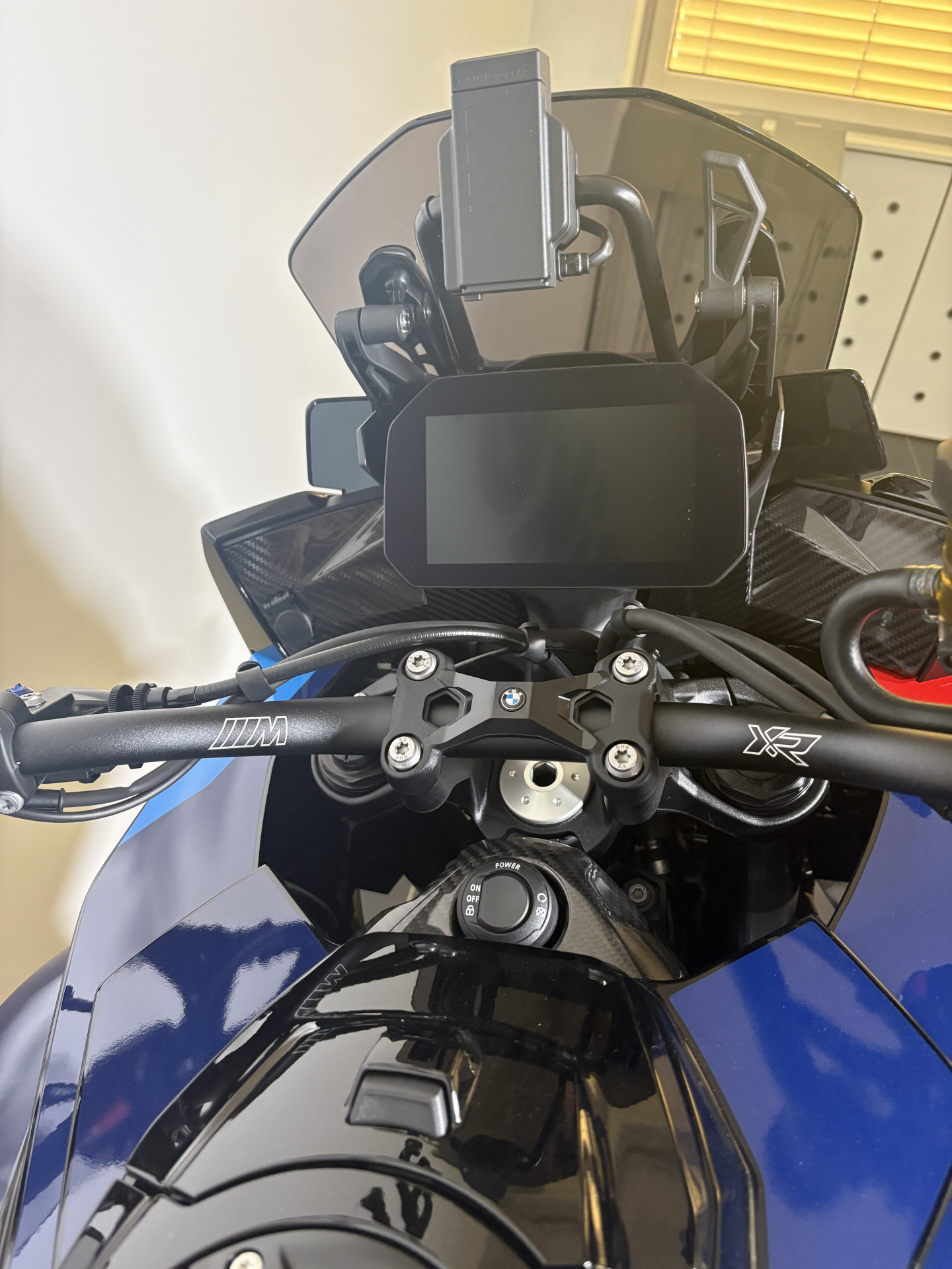 BMW M 1000 XR Competition-image-2