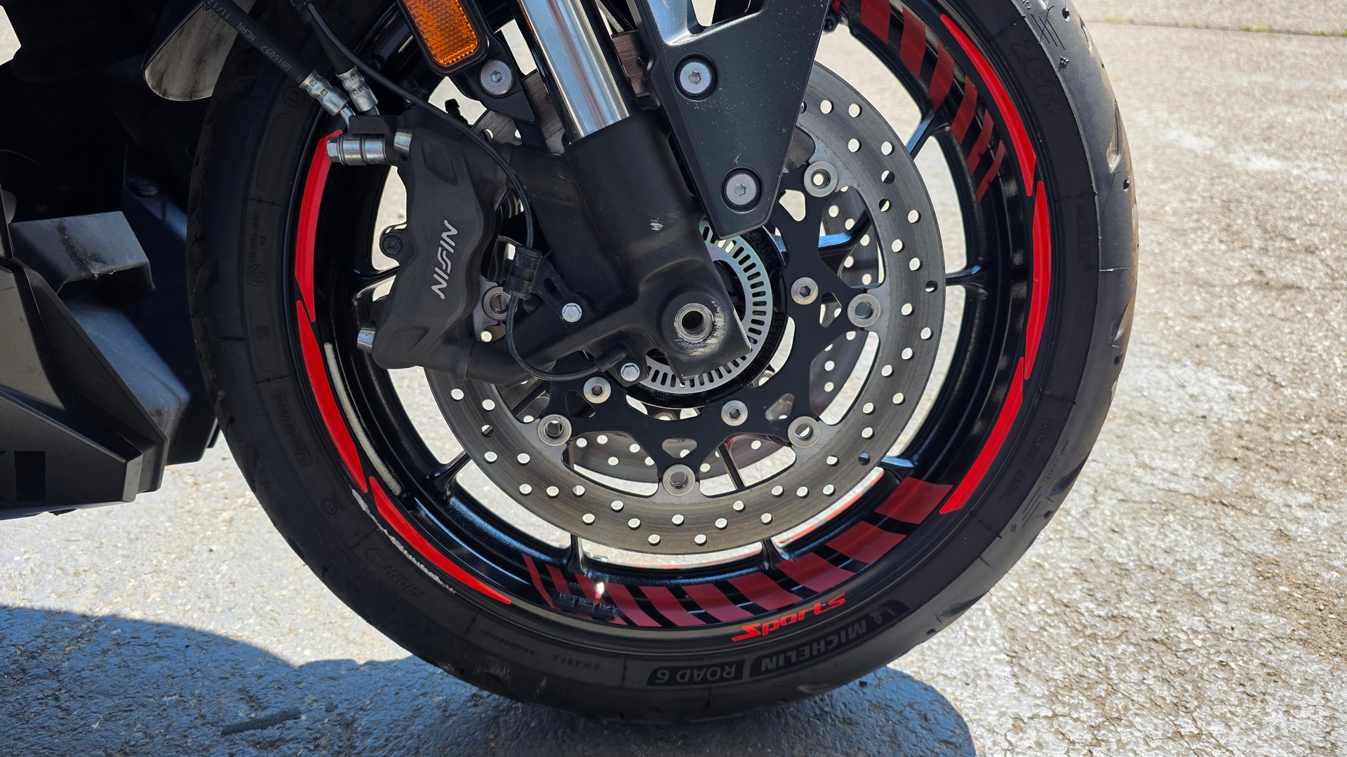 SUZUKI GSX 8 R (35kW)-image-8