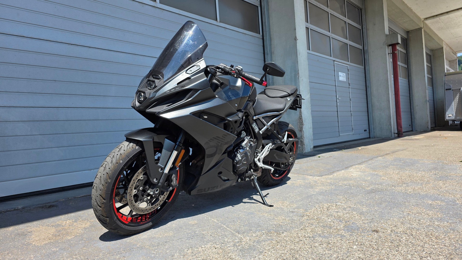 SUZUKI GSX 8 R (35kW)-image-6