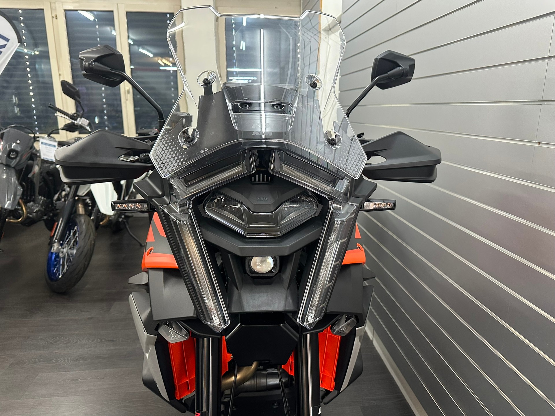 KTM 1390 Super Adventure S EVO-image-4