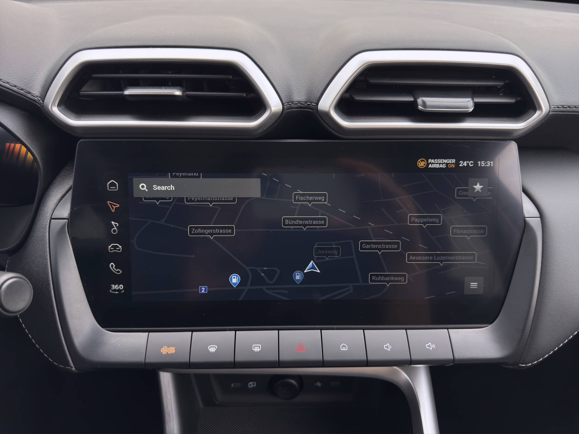 MG ZS 1.5 Hybrid+ Luxury Sunroof-image-9