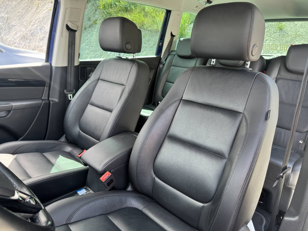 VW Sharan 2.0 TDI SCR Highline DSG 4m-image-7