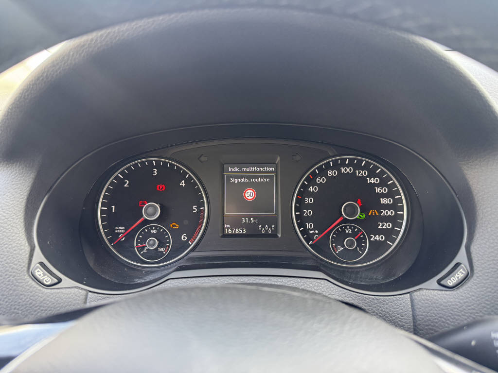 VW Sharan 2.0 TDI SCR Highline DSG 4m-image-18