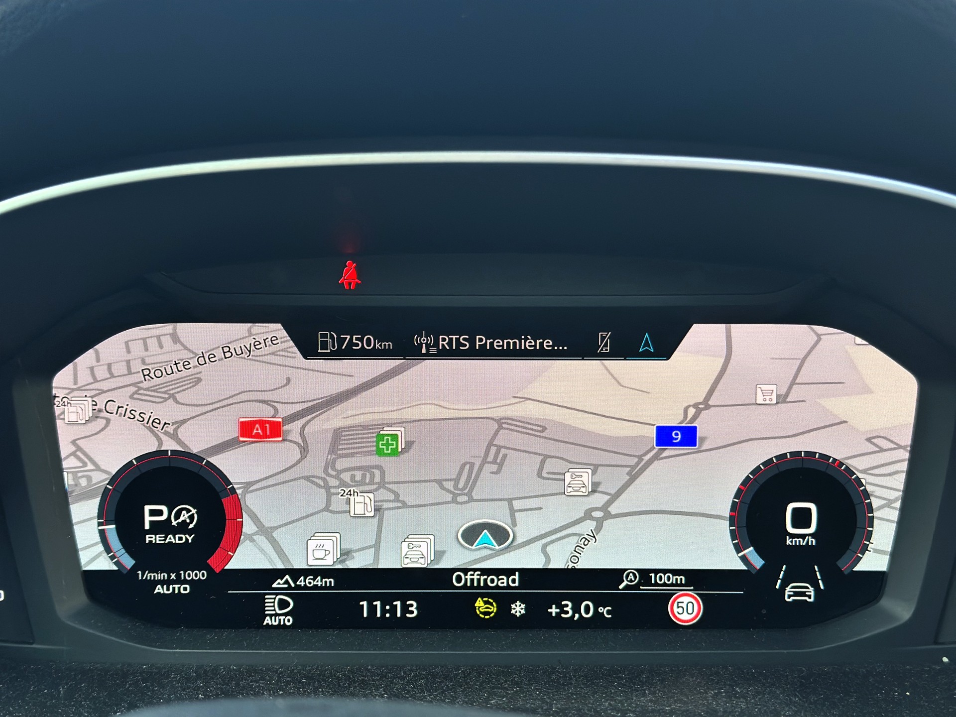 AUDI Q3 40 TFSI S line quattro S-tronic-image-7